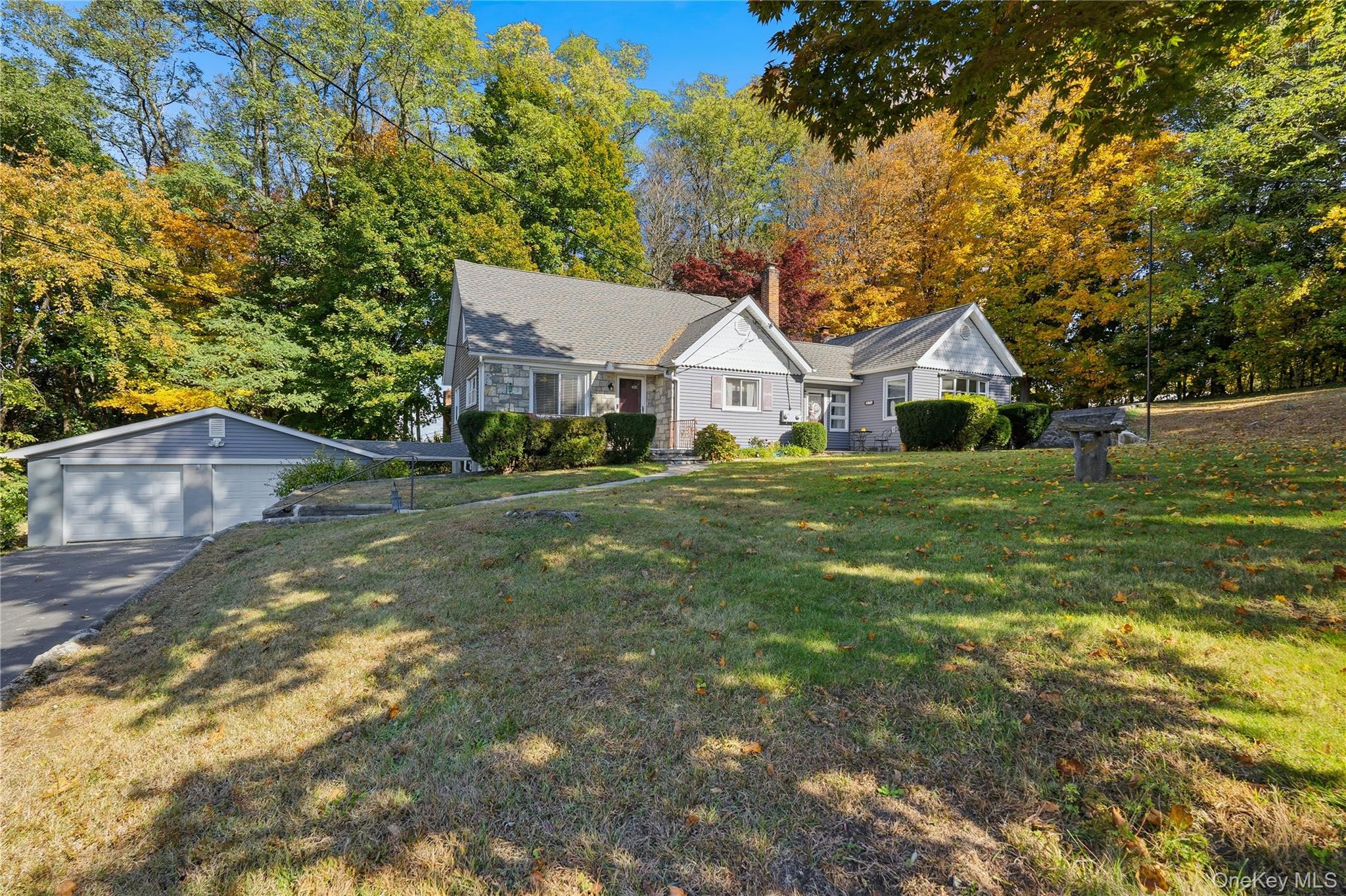 #1 photo, 30 Lakeview Terrace, Mahopac , NY 10541