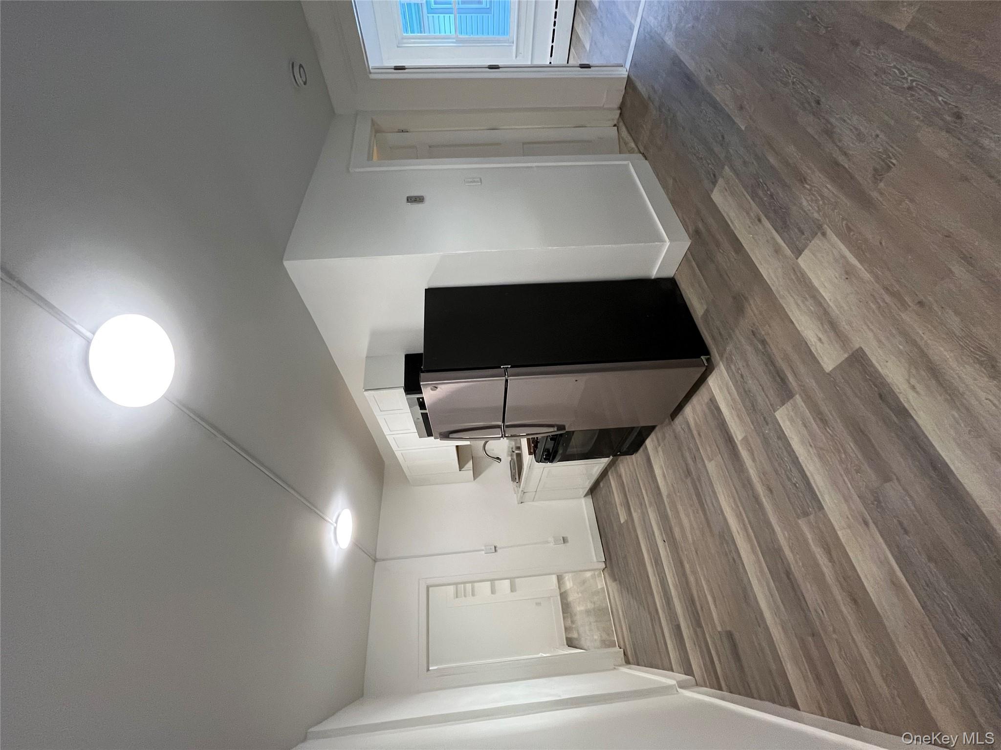 #4 photo, 191 N Hamilton Street, Poughkeepsie , NY 12601