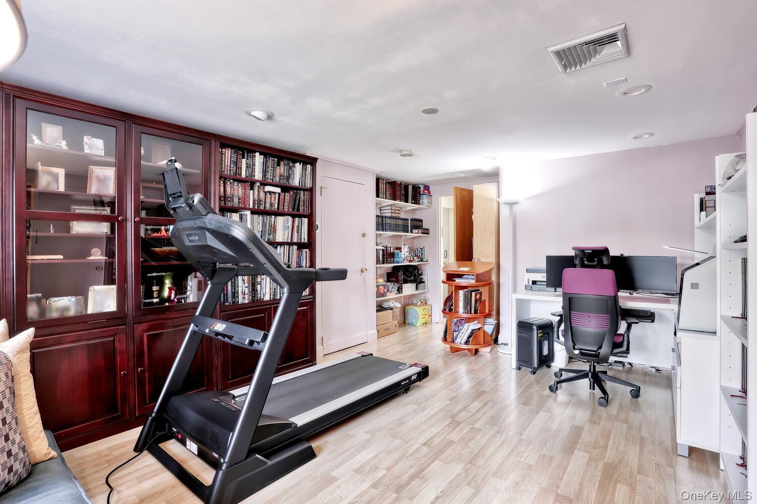 #18 photo, 21 Briarcliff Drive, Monsey , NY 10952