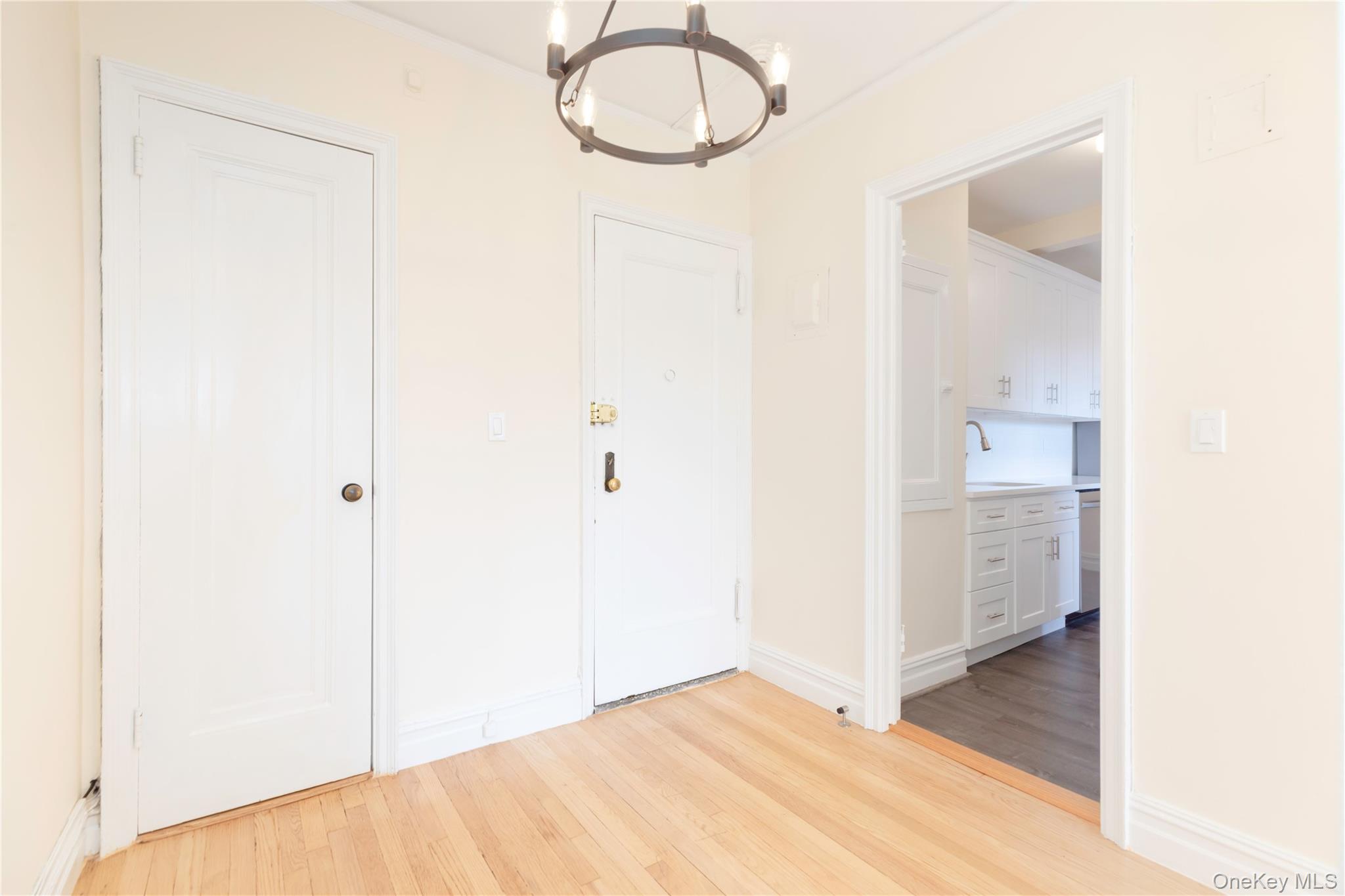 #4 photo, 19 South Broadway, Tarrytown , NY 10591