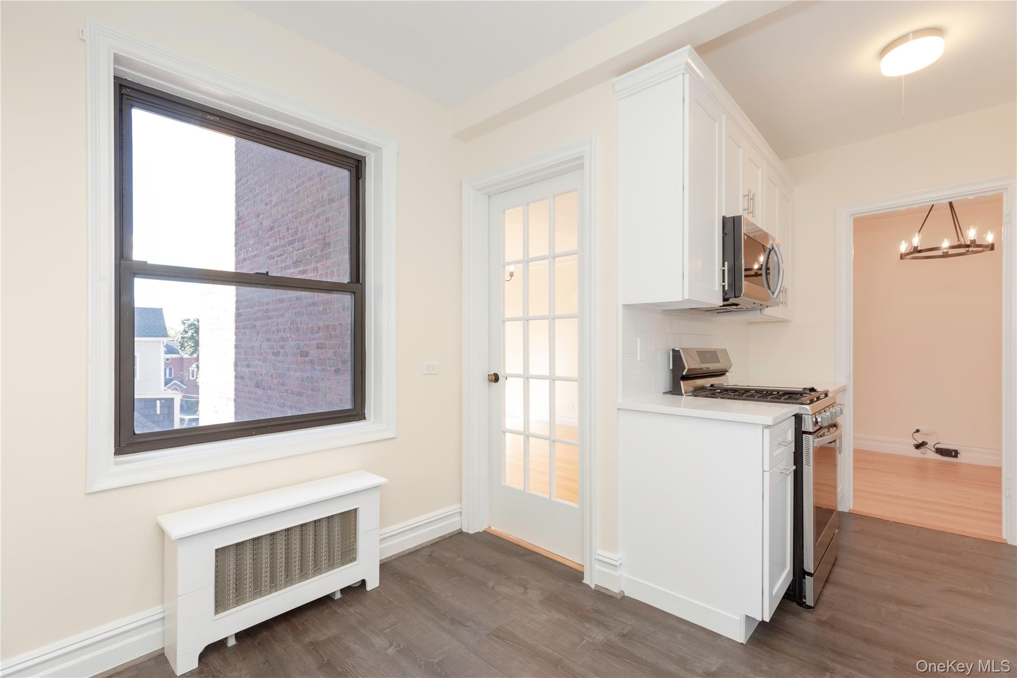 #6 photo, 19 South Broadway, Tarrytown , NY 10591