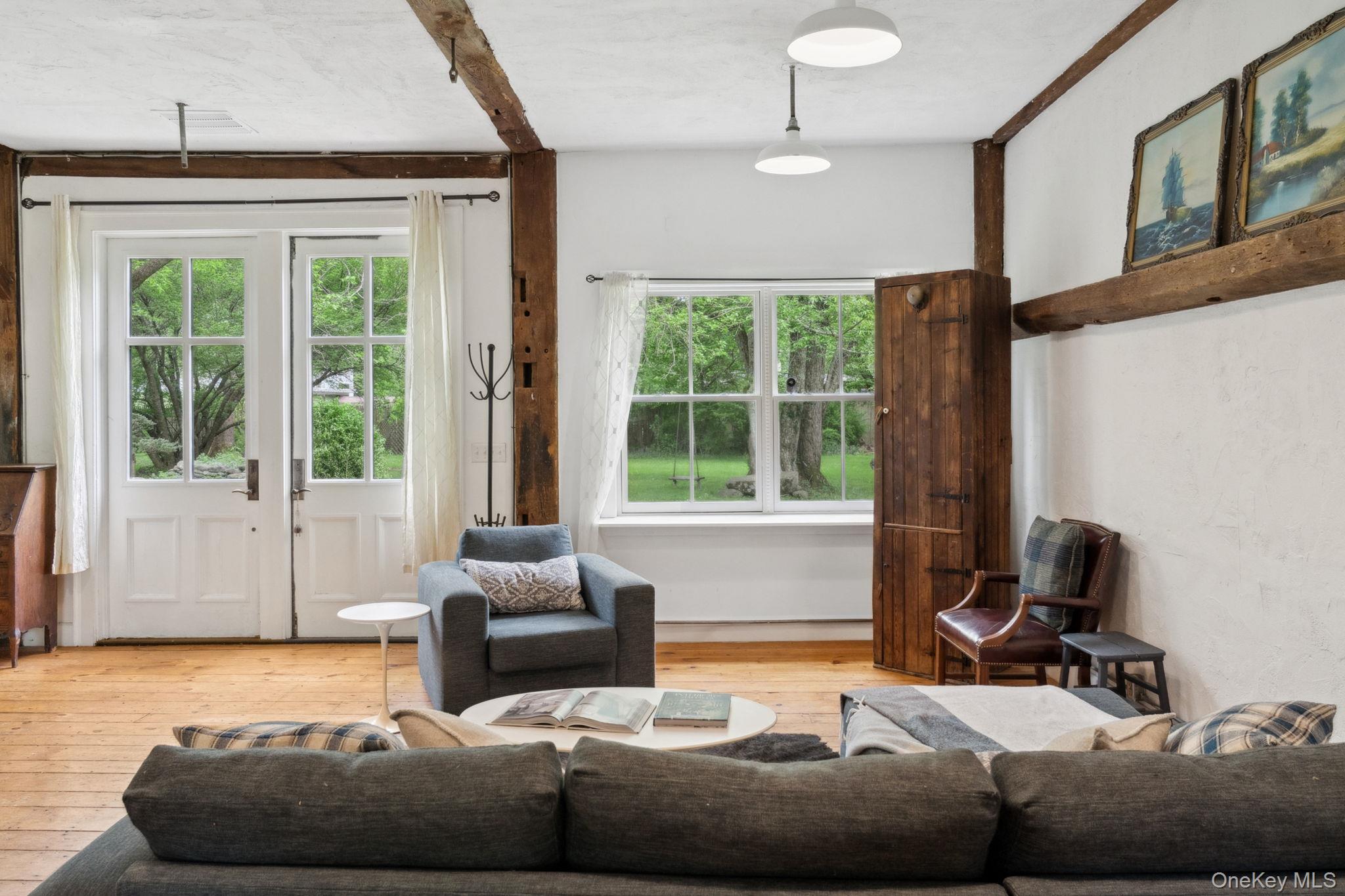 #19 photo, 3207-3209 Route 212, Woodstock , NY 12498