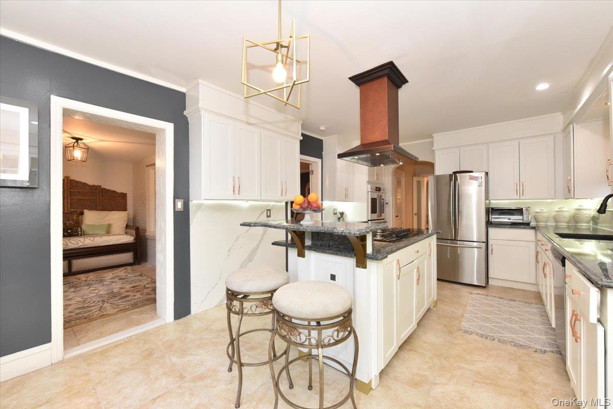 #8 photo, 85-35 Edgerton Boulevard, Jamaica Estates , NY 11432