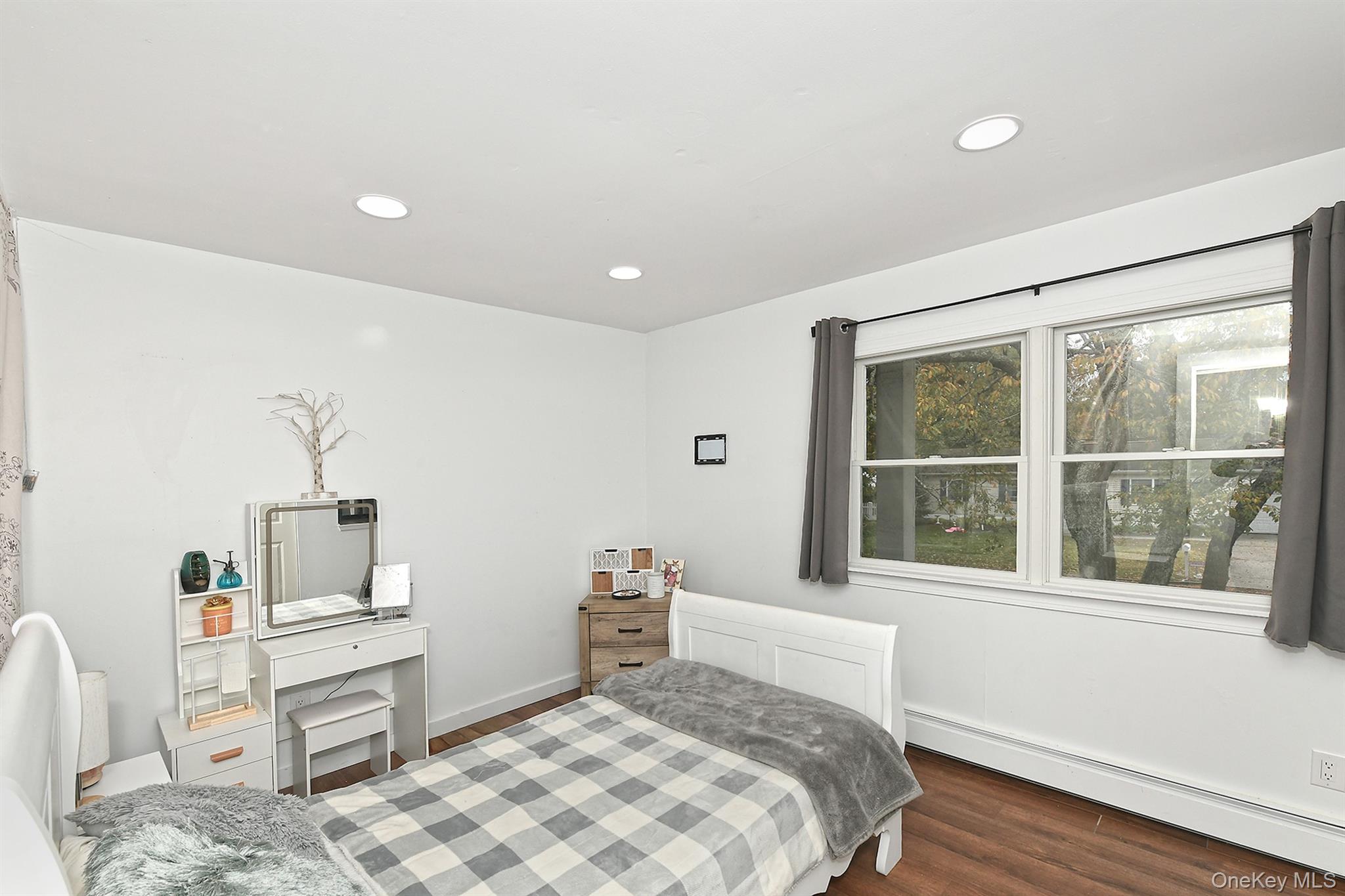 #13 photo, 31 Rome Street, East Patchogue , NY 11772