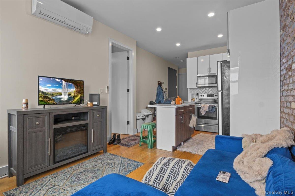 #3 photo, 34 Rockaway Avenue, Brooklyn , NY 11233