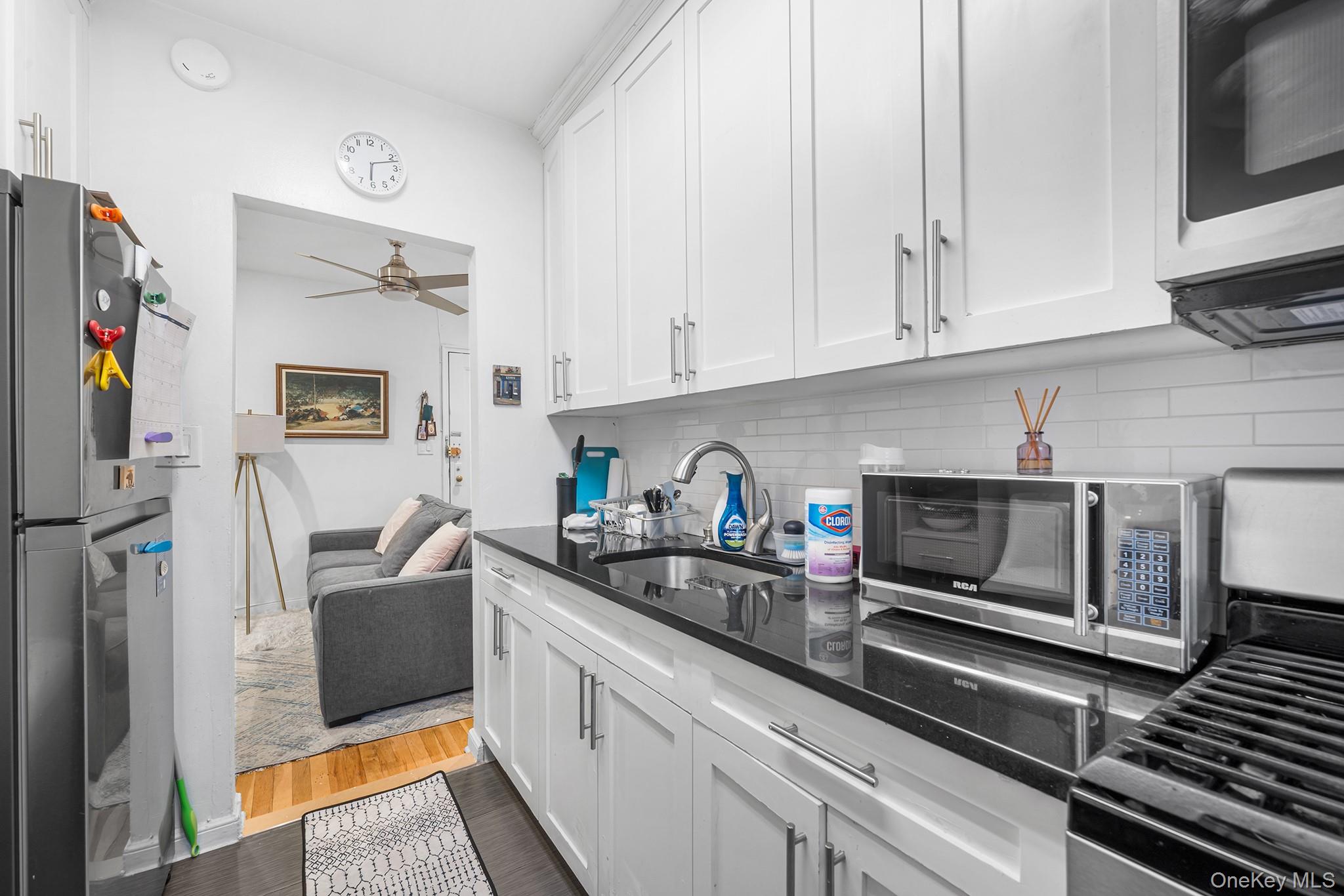 #12 photo, 7111 Yellowstone, Forest Hills , NY 11375