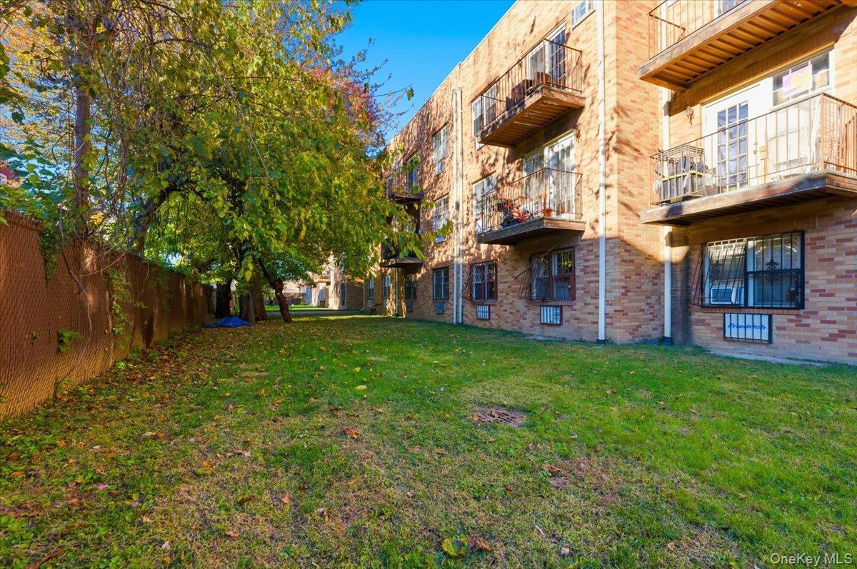 #18 photo, 2853 Ely Avenue, ブロンクス区 Bronx , NY 10469