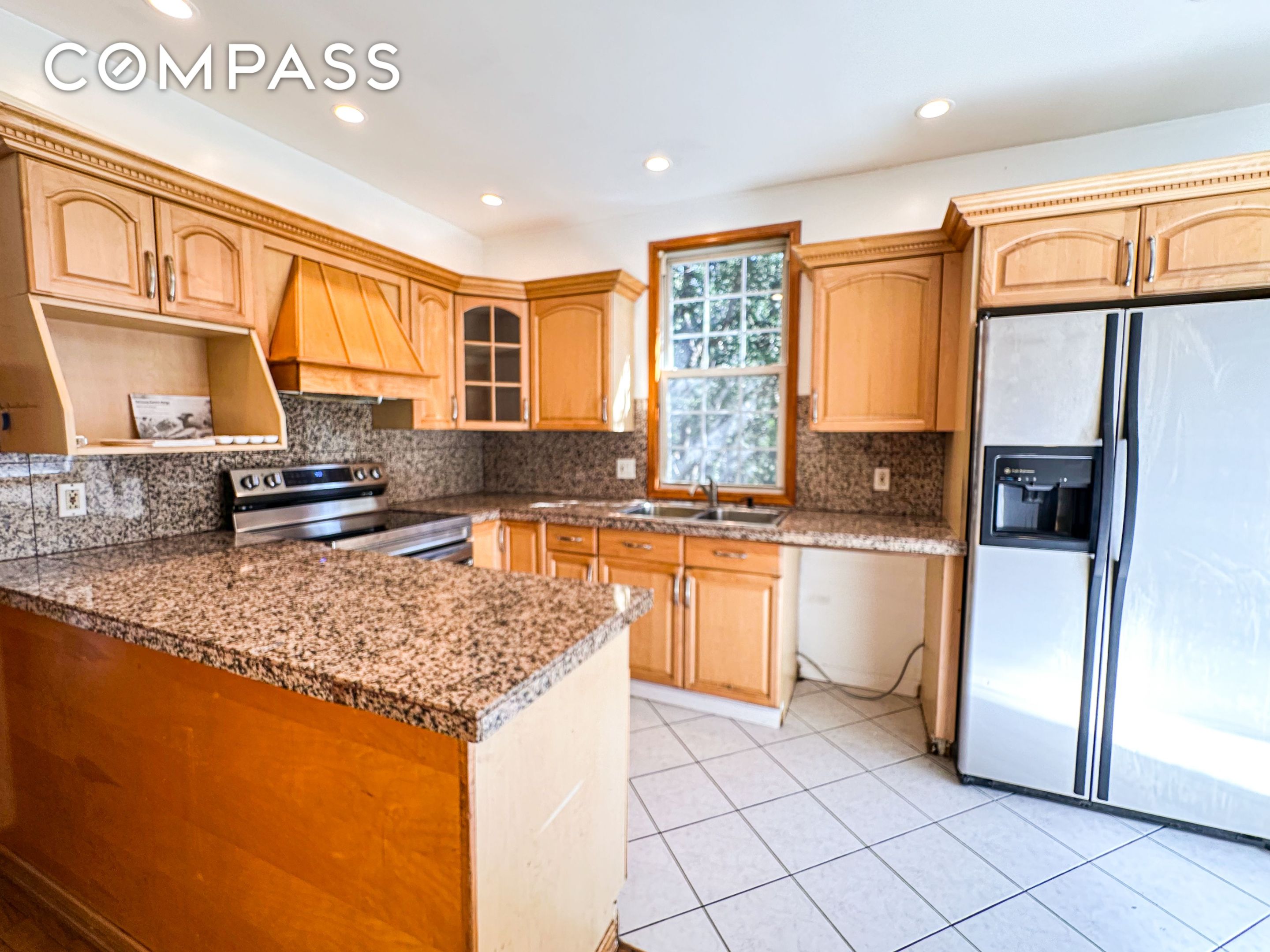 #3 photo, Maspeth, クイーンズ区 Maspeth , NY 11378