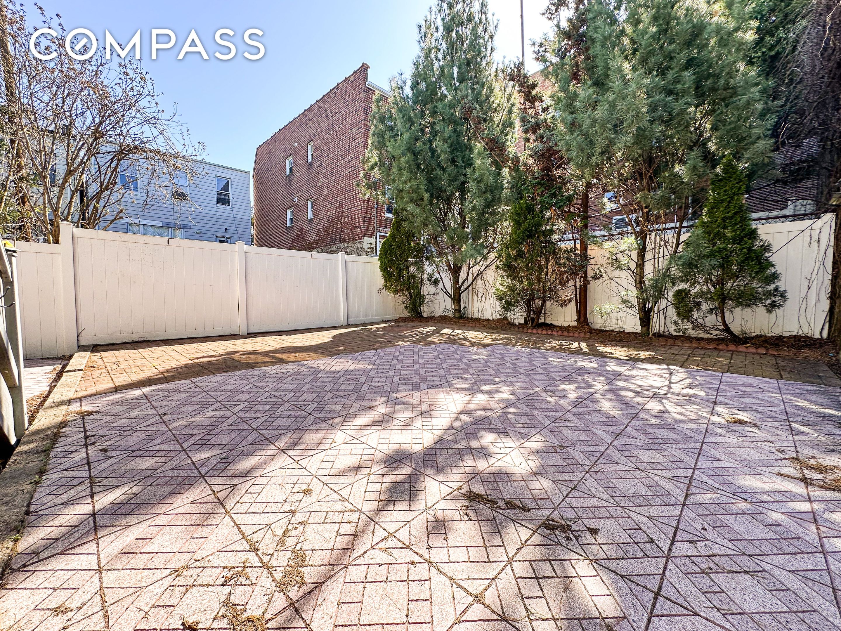 #5 photo, Maspeth, クイーンズ区 Maspeth , NY 11378