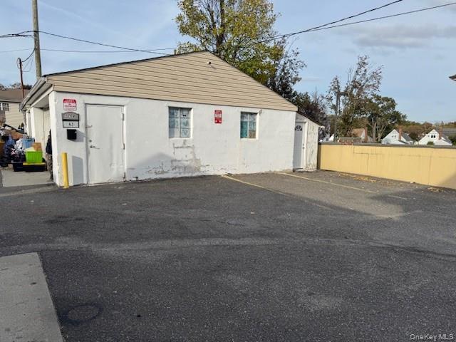 #2 photo, 329 Jericho Turnpike, ナッソー郡 Floral Park , NY 11001