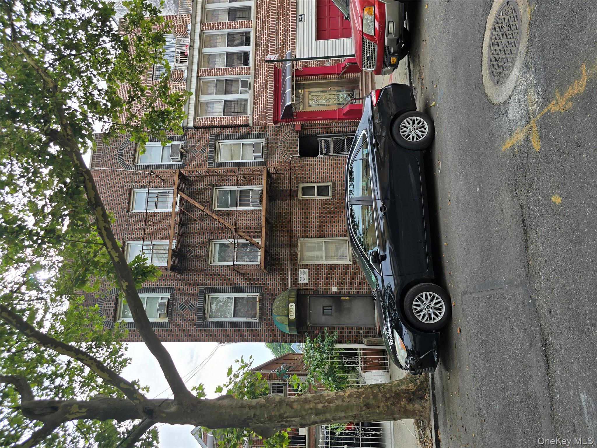 #1 photo, 1249 Leland Avenue, ブロンクス区 Bronx , NY 10472