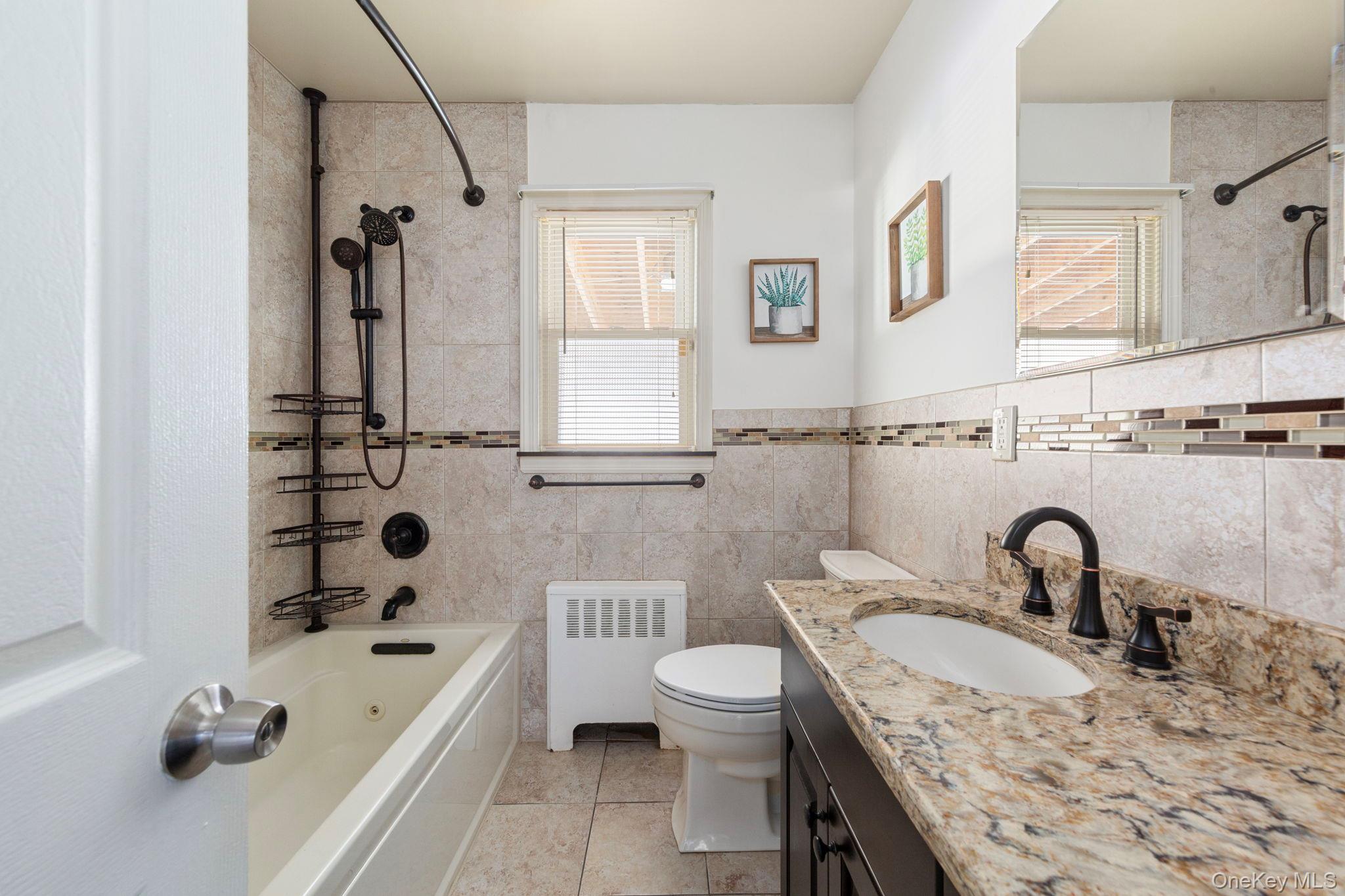 #10 photo, 165 Lenox Avenue, Uniondale , NY 11553