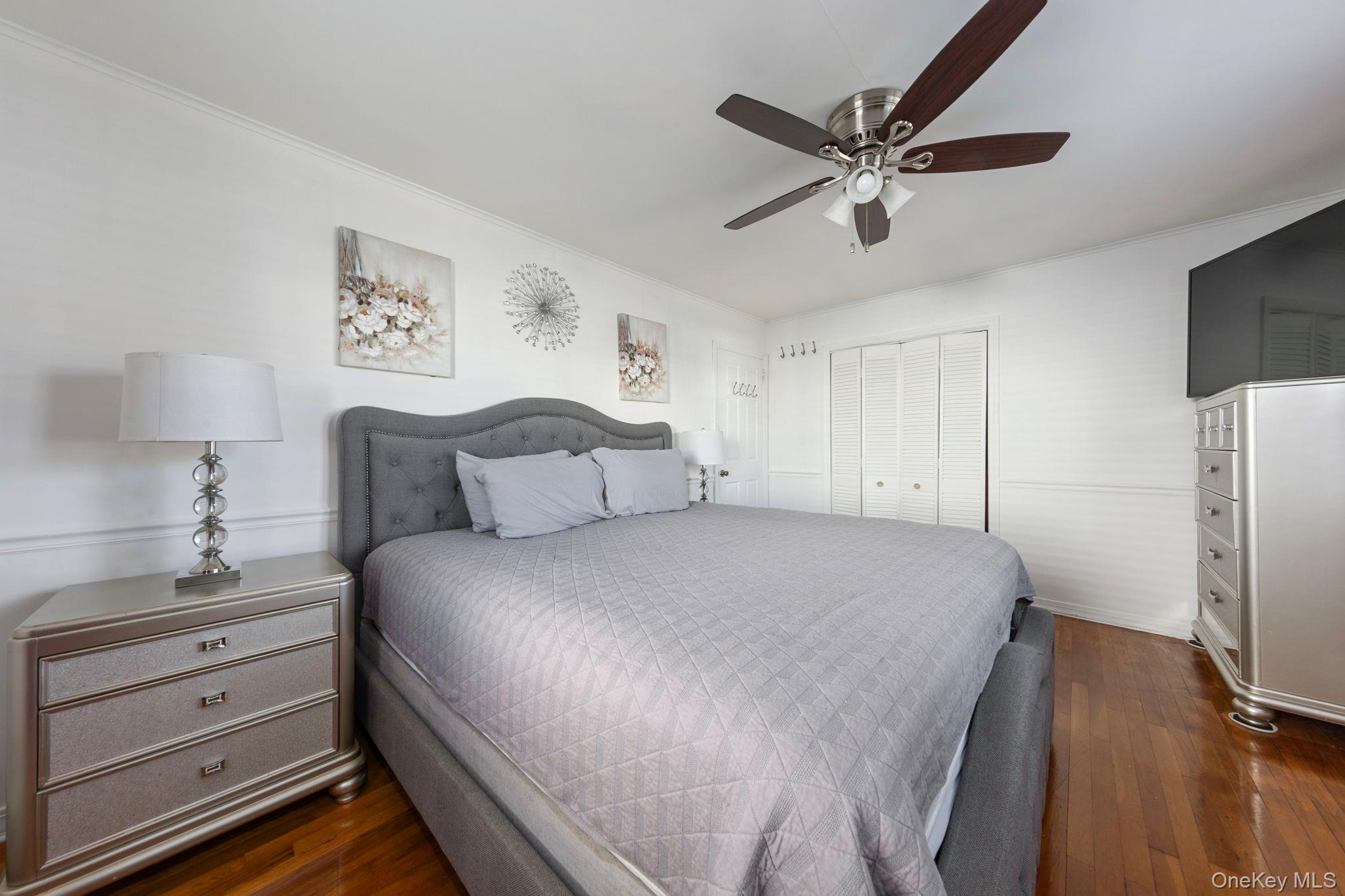 #12 photo, 165 Lenox Avenue, Uniondale , NY 11553