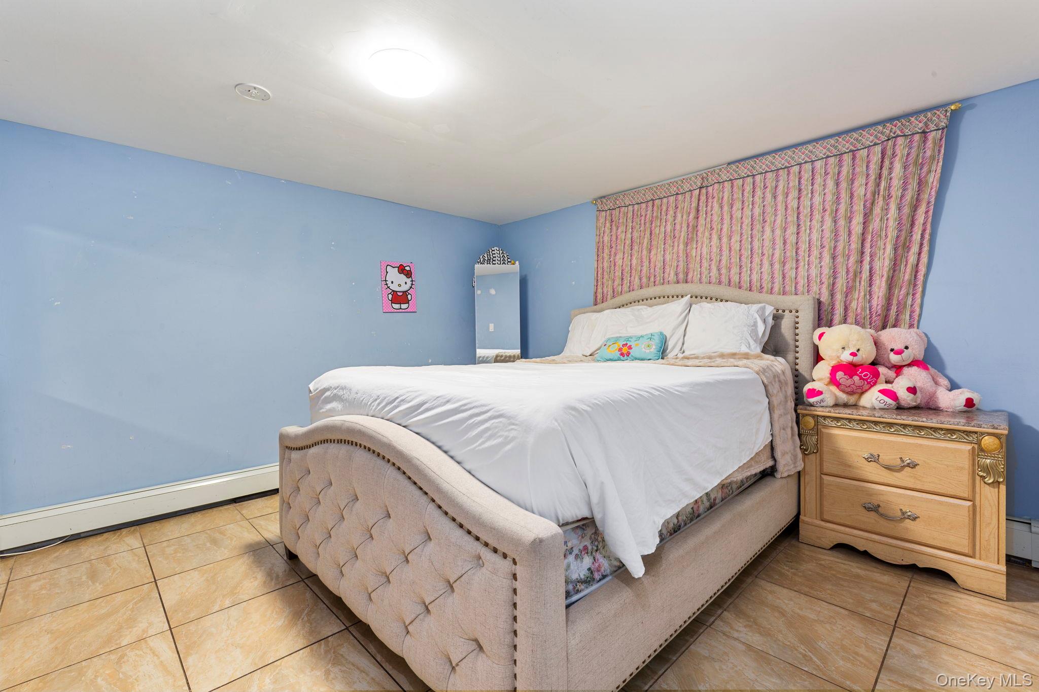 #18 photo, 165 Lenox Avenue, Uniondale , NY 11553