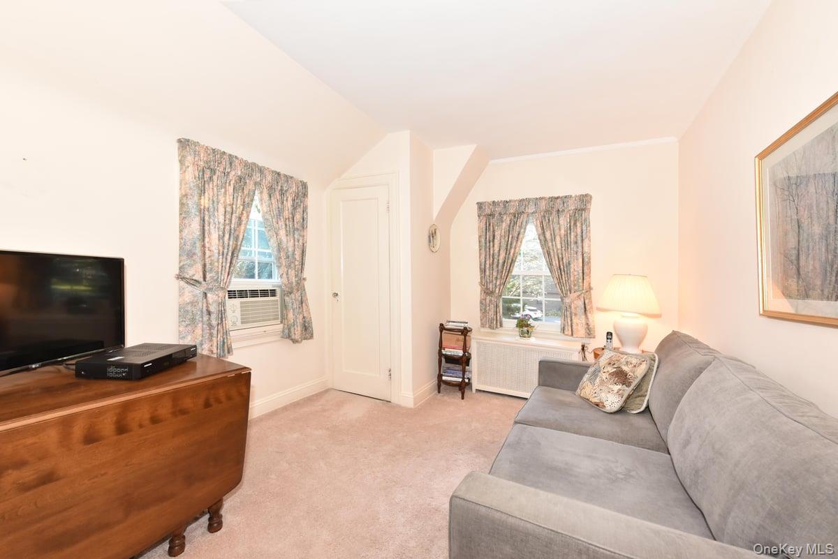 #17 photo, 71 Chester Avenue, ナッソー郡 Garden City , NY 11530