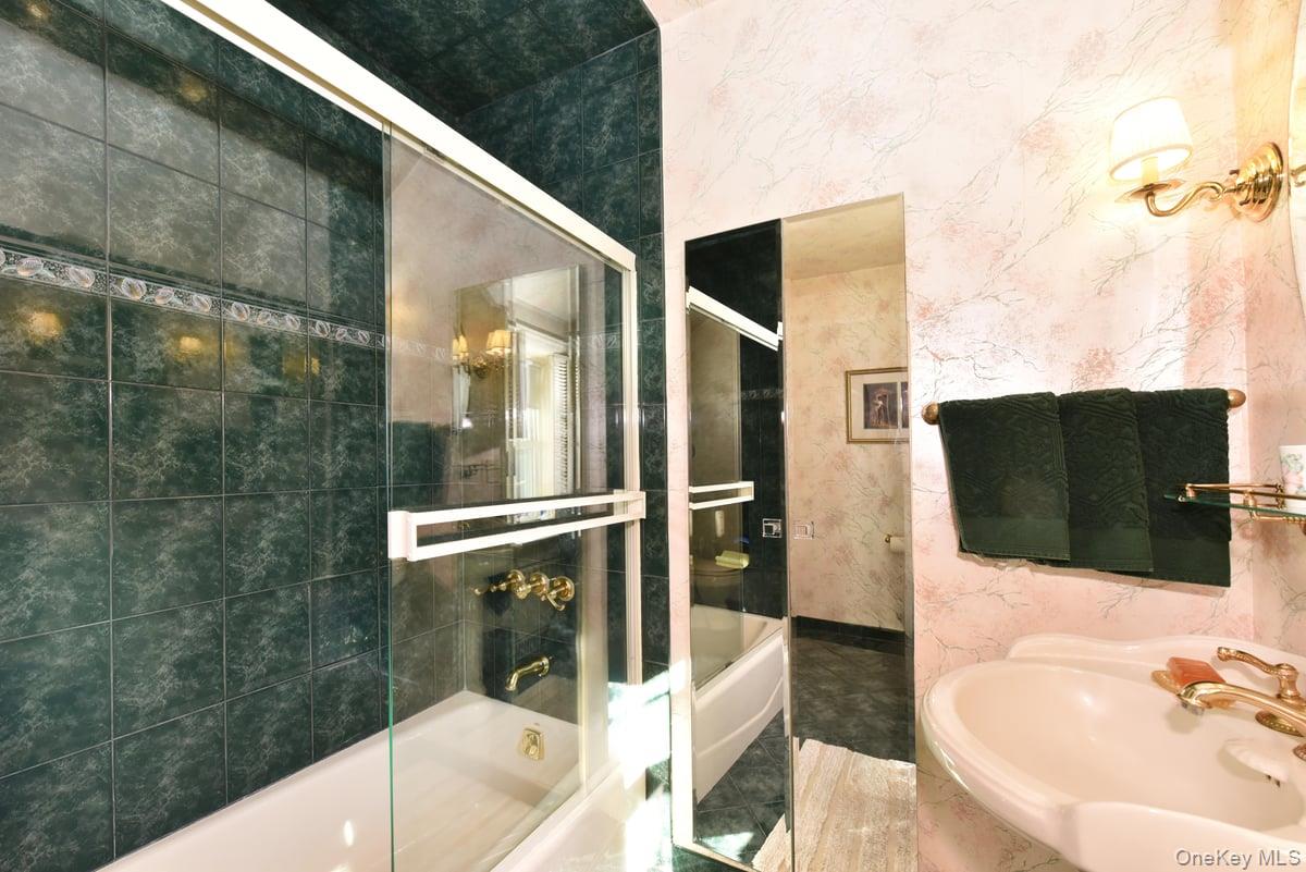 #19 photo, 71 Chester Avenue, ナッソー郡 Garden City , NY 11530