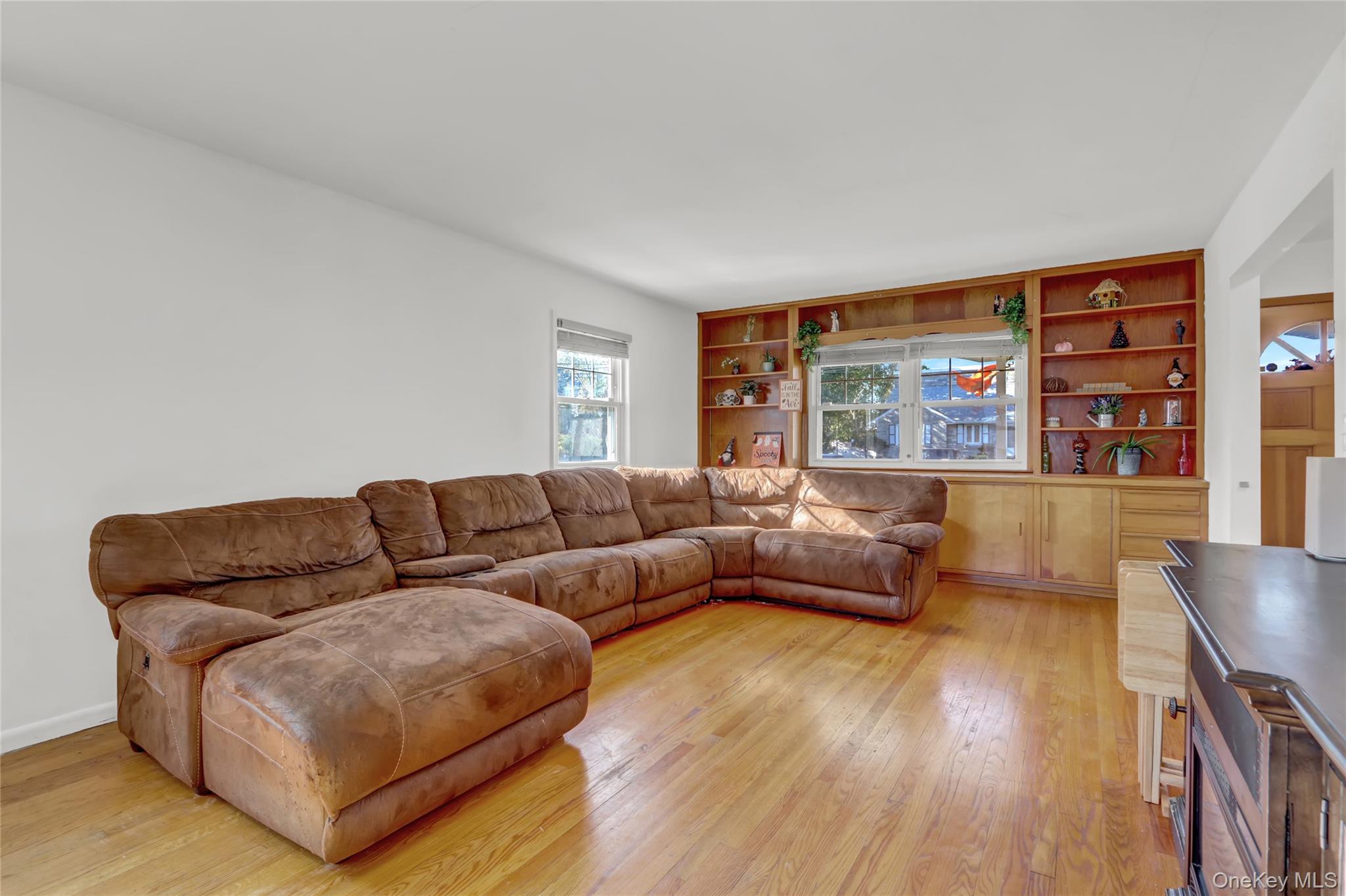 #10 photo, 11 W 2nd Street, サフォーク郡 Deer Park , NY 11729