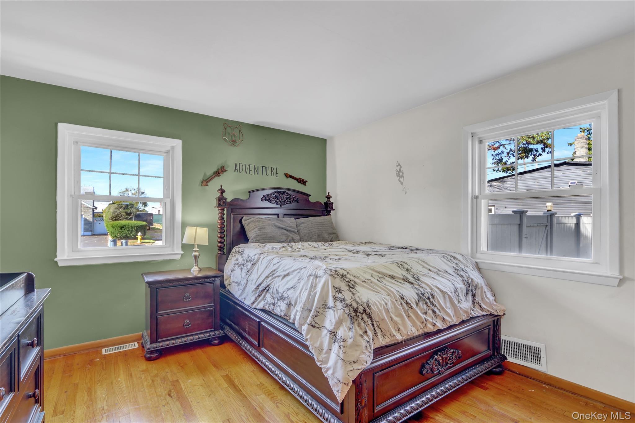 #20 photo, 11 W 2nd Street, サフォーク郡 Deer Park , NY 11729