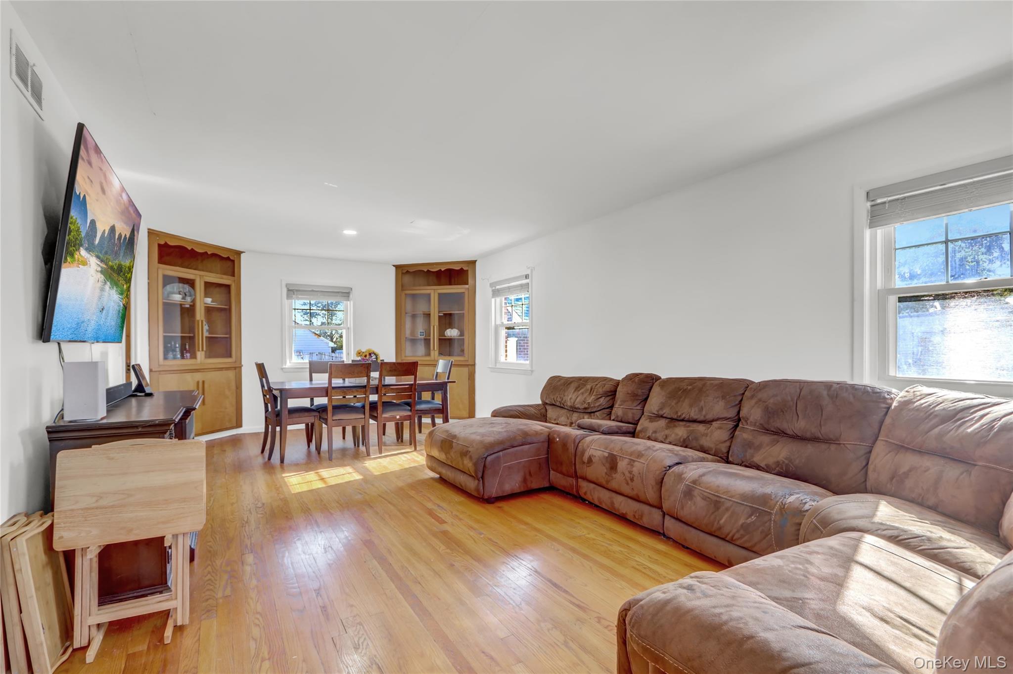 #8 photo, 11 W 2nd Street, サフォーク郡 Deer Park , NY 11729