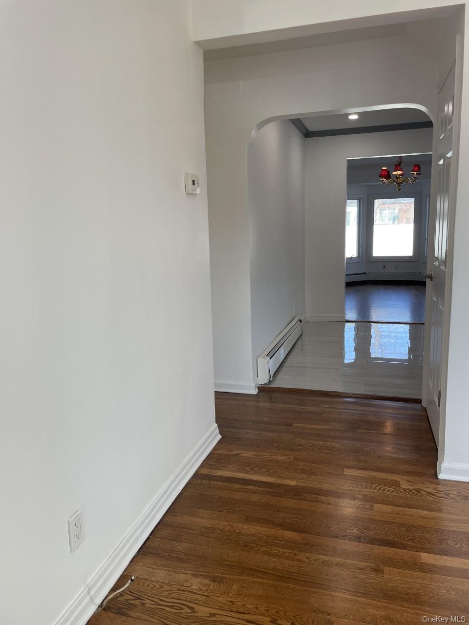 #3 photo, 1016 Oaks Drive, ナッソー郡 Franklin Square , NY 11010