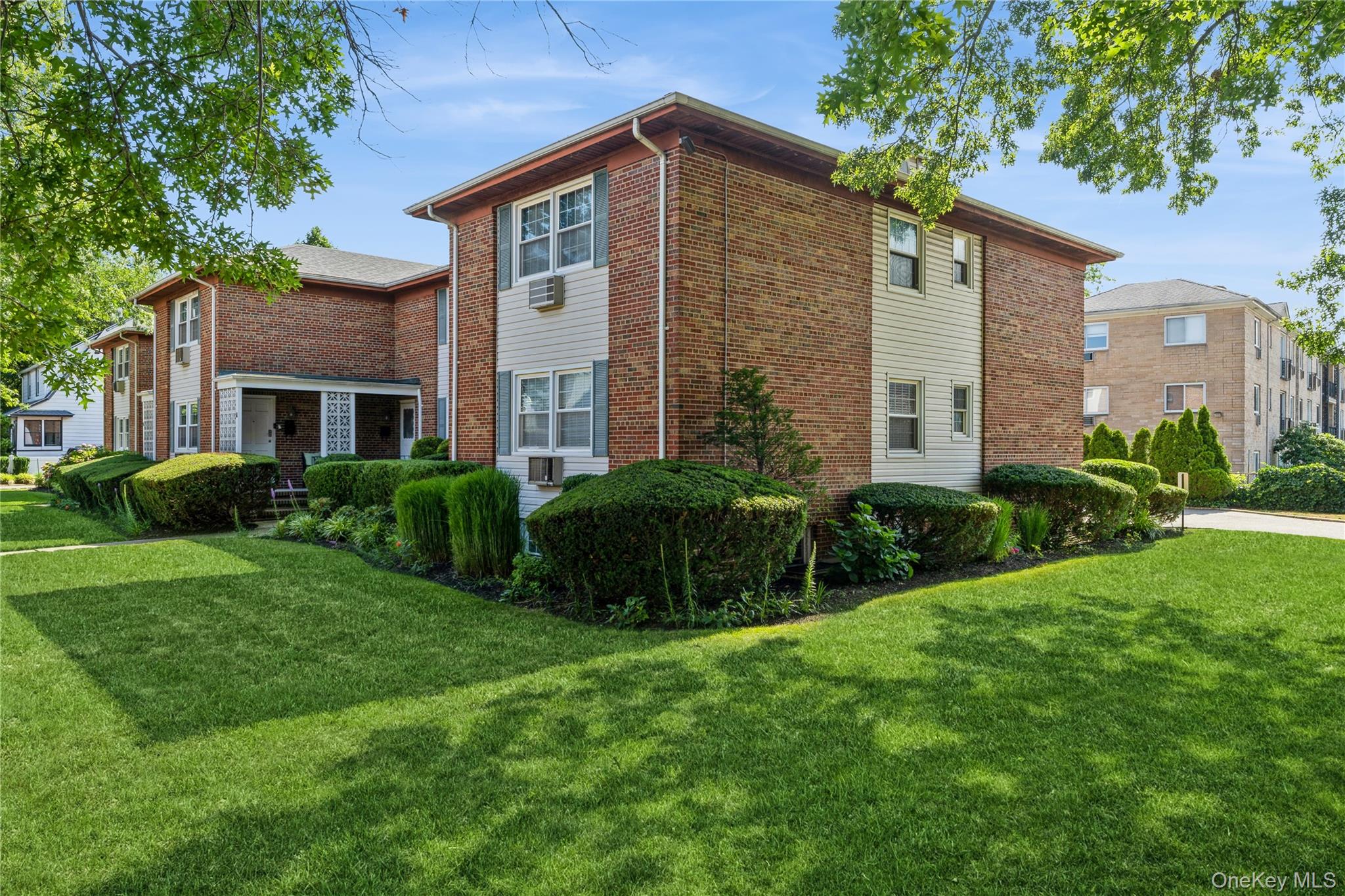 #19 photo, 4 Windermere Place, ナッソー郡 Rockville Centre , NY 11570