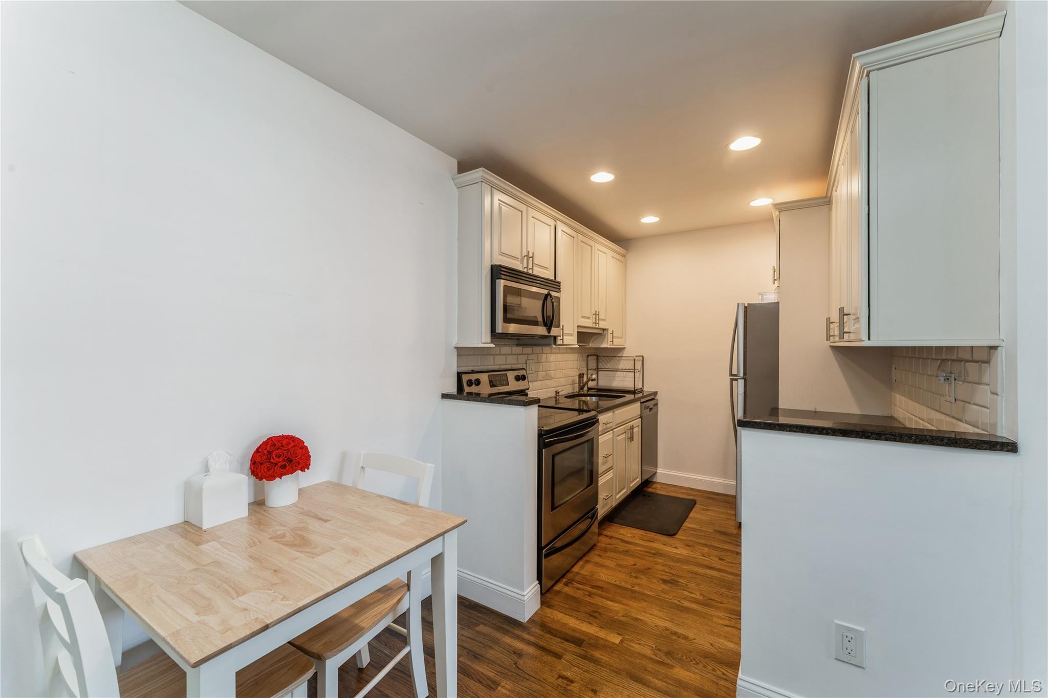 #7 photo, 4 Windermere Place, ナッソー郡 Rockville Centre , NY 11570