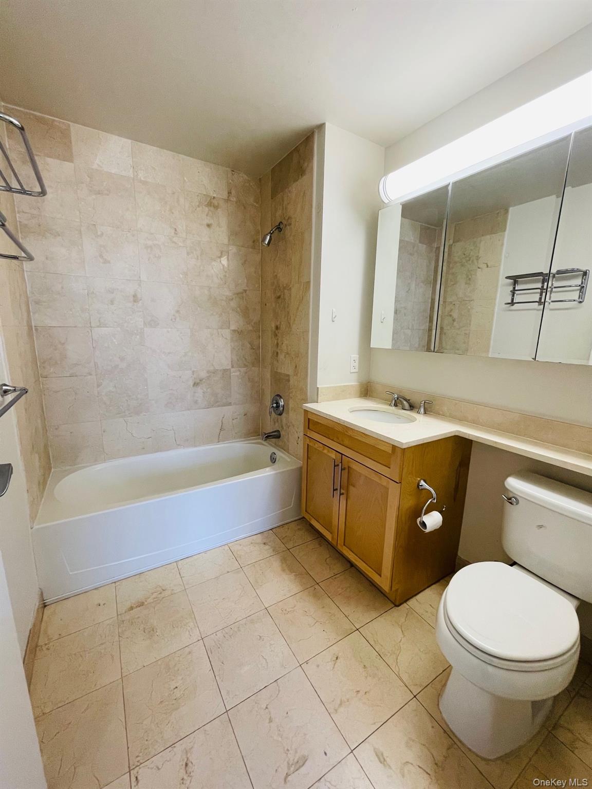 #12 photo, 40-26 college point Boulevard, Flushing , NY 11354