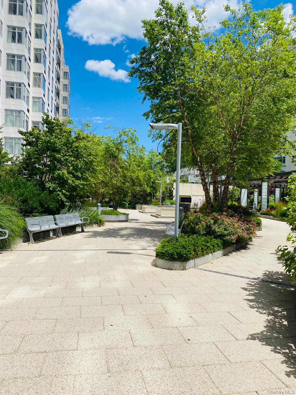 #18 photo, 40-26 college point Boulevard, Flushing , NY 11354