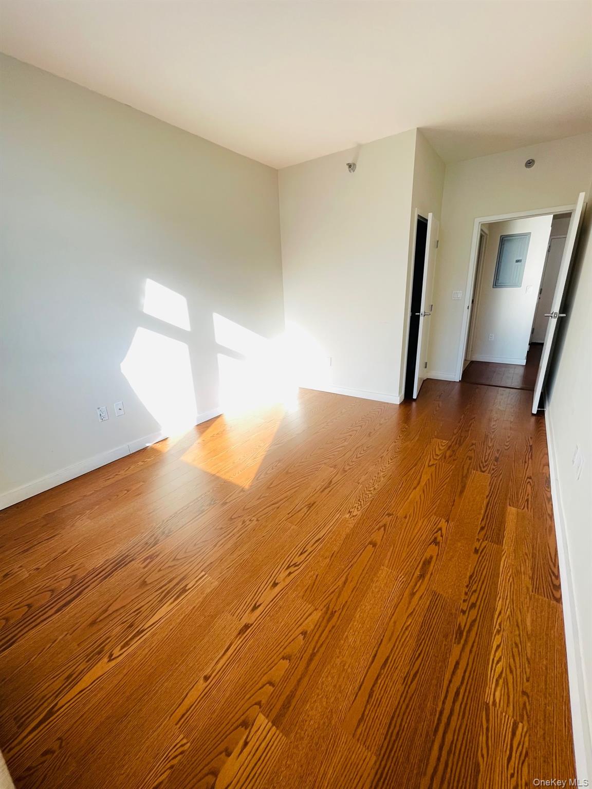 #8 photo, 40-26 college point Boulevard, Flushing , NY 11354