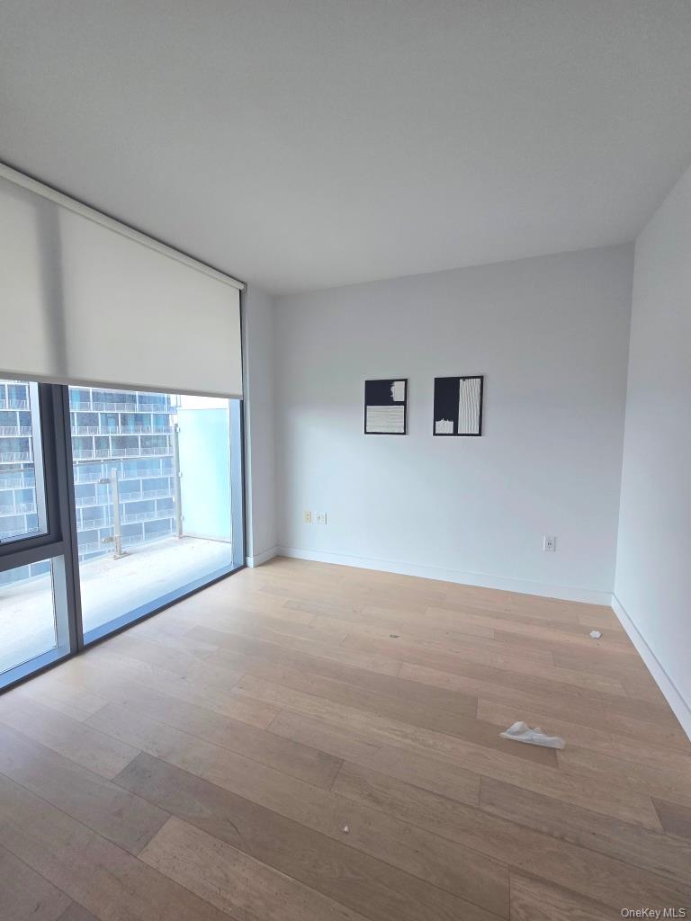 #13 photo, 131-01 40th Road, クイーンズ区 Flushing , NY 11354