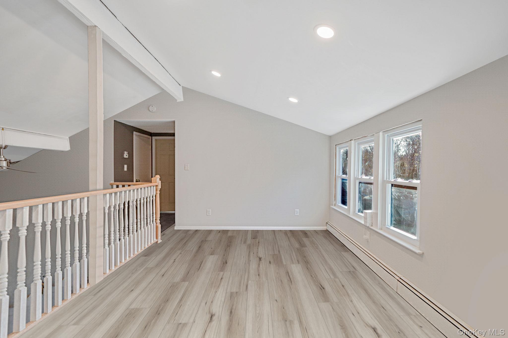 #12 photo, 36 American Avenue, 东长岛 科勒姆 Coram , NY 11727