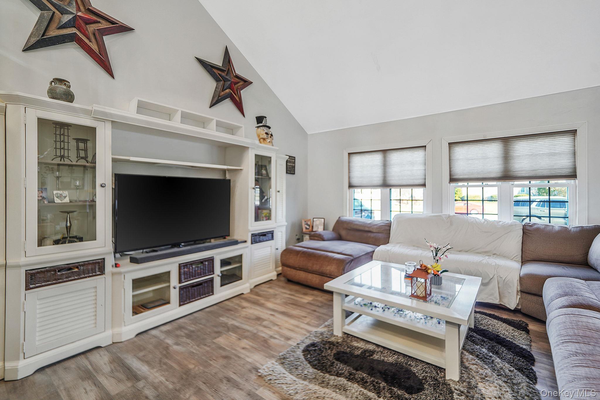 #4 photo, 36 American Avenue, 东长岛 科勒姆 Coram , NY 11727