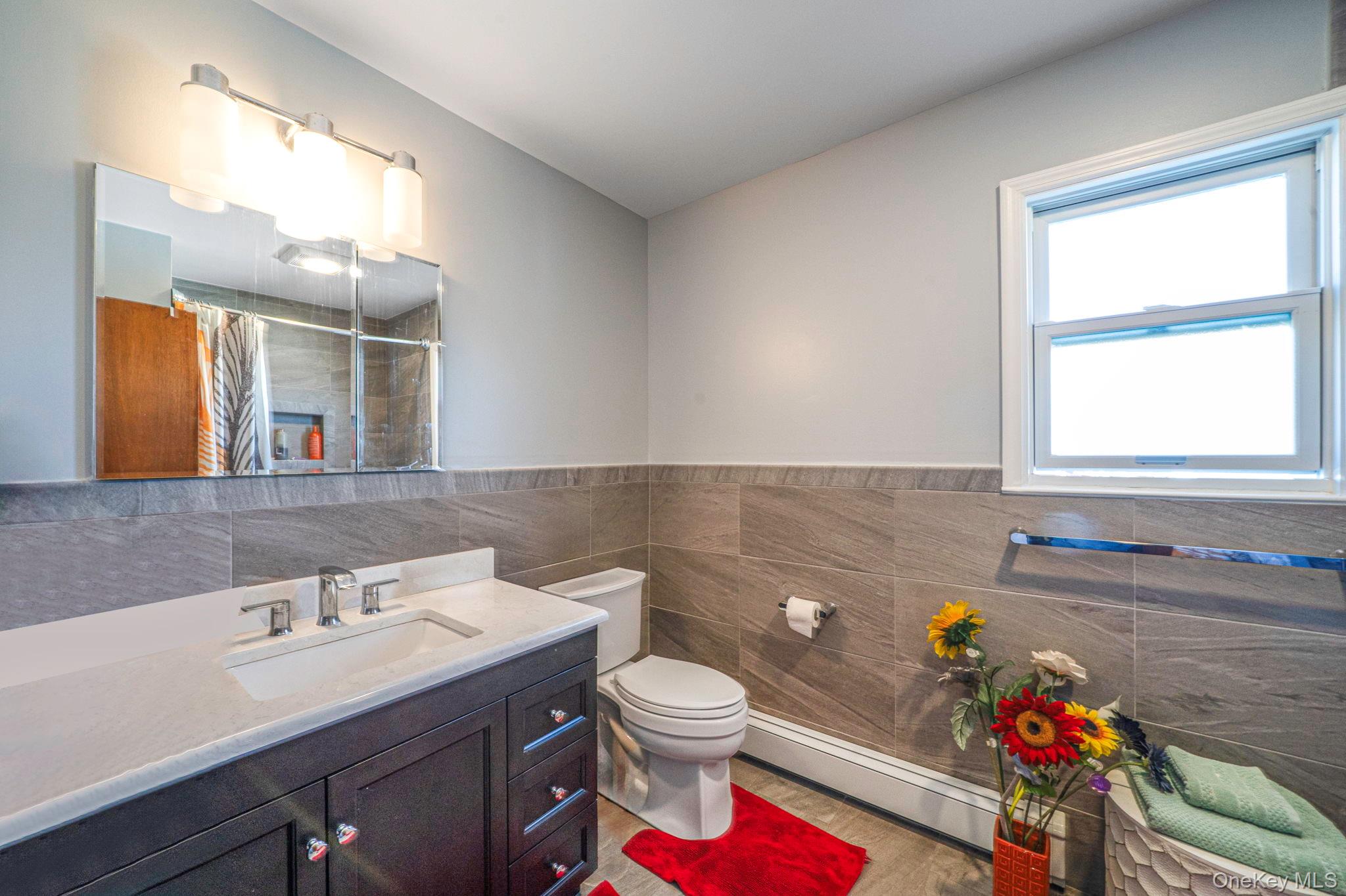 #12 photo, 2595 Castle Court, ナッソー郡 North Bellmore , NY 11710