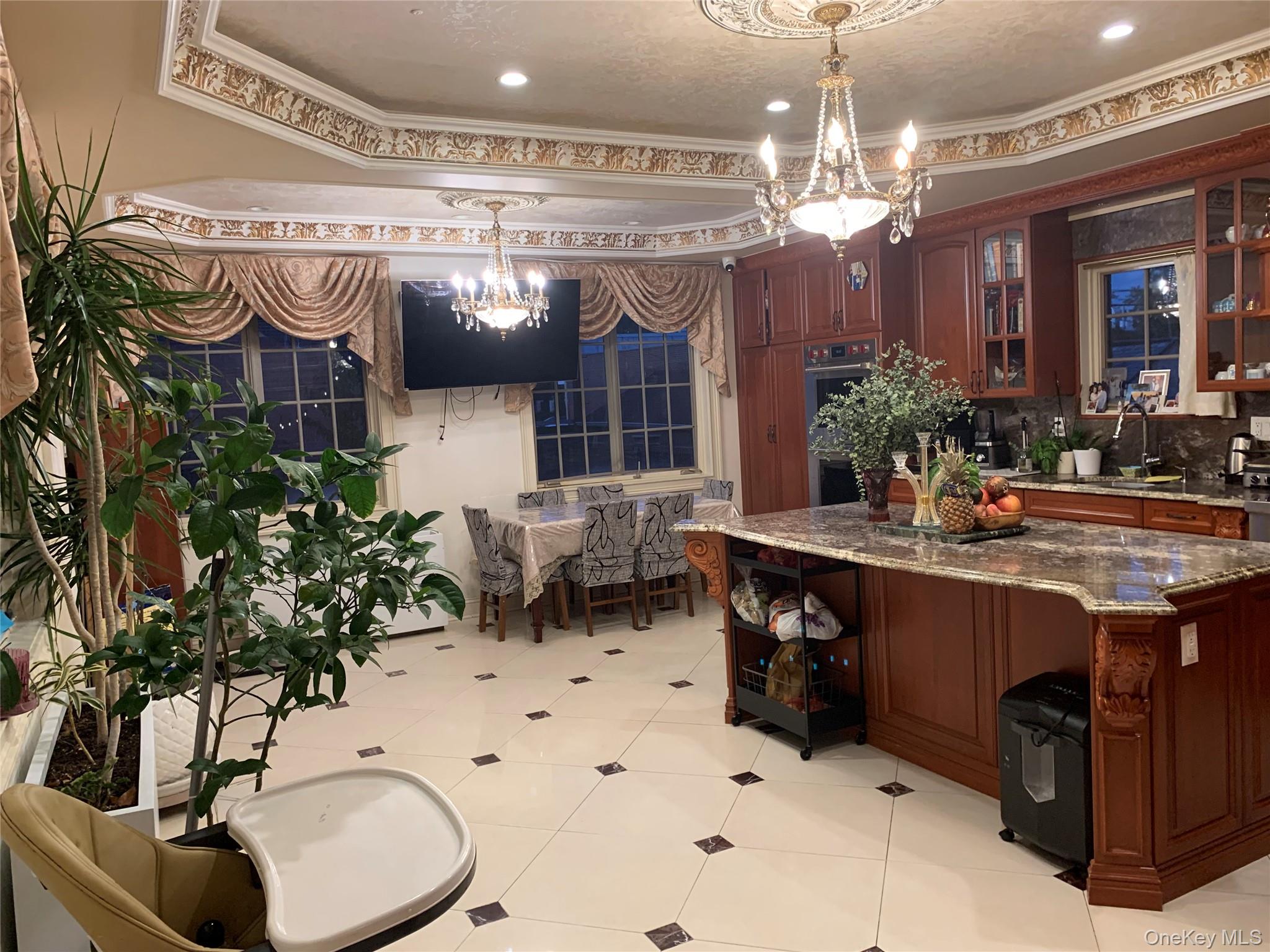 #6 photo, 179-15 80Rd, クイーンズ区 Jamaica Estates , NY 11432