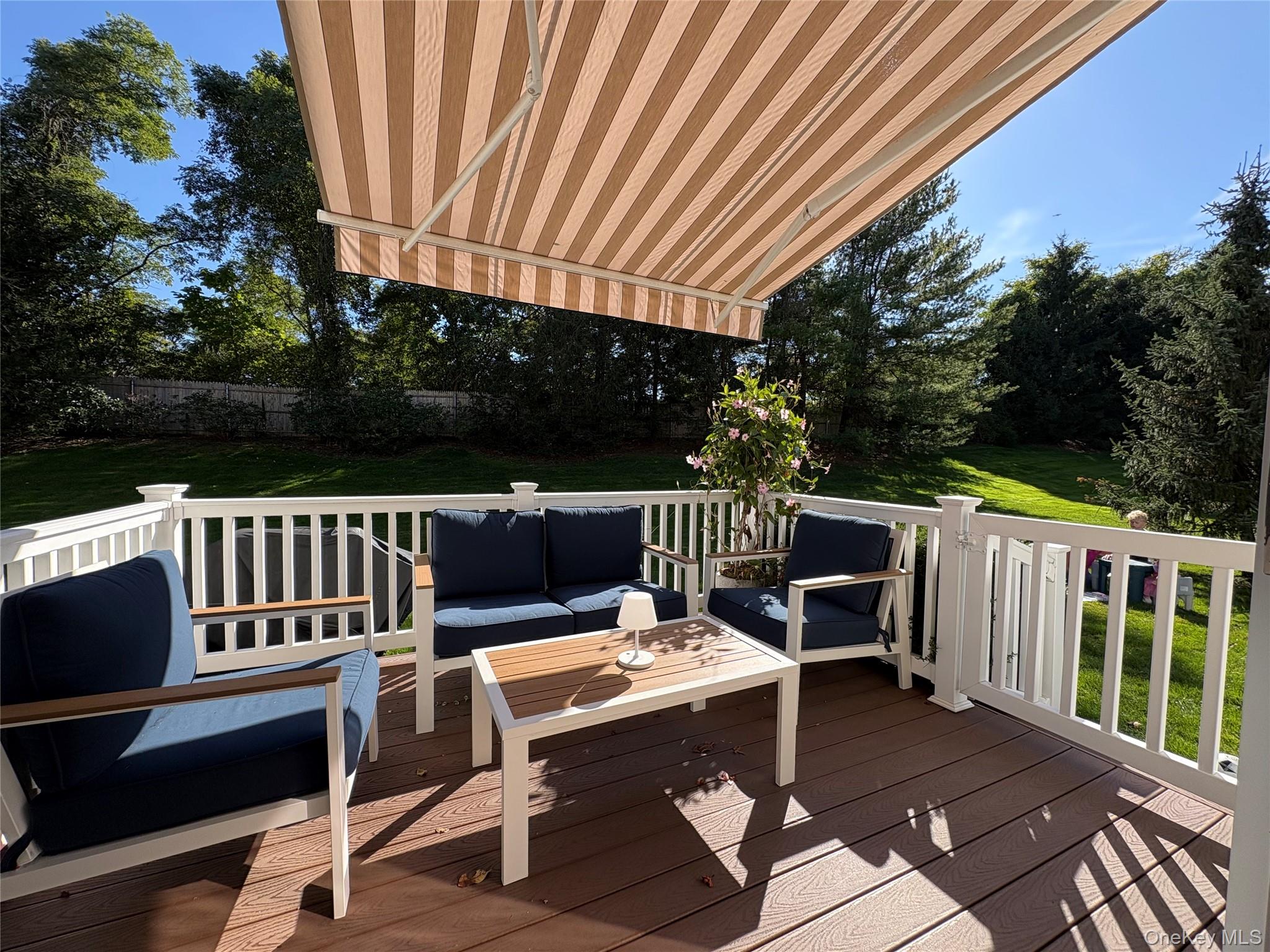 #20 photo, 109 Manitou Trail, サフォーク郡 Kings Park , NY 11754