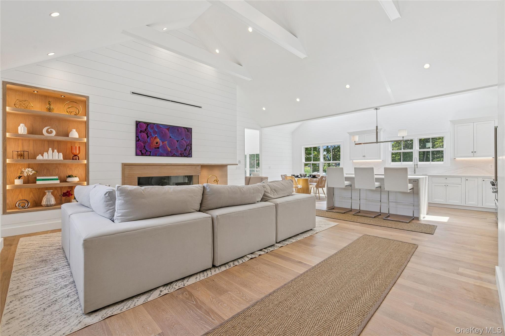 #13 photo, 16 Walker Court, サフォーク郡 East Quogue , NY 11942