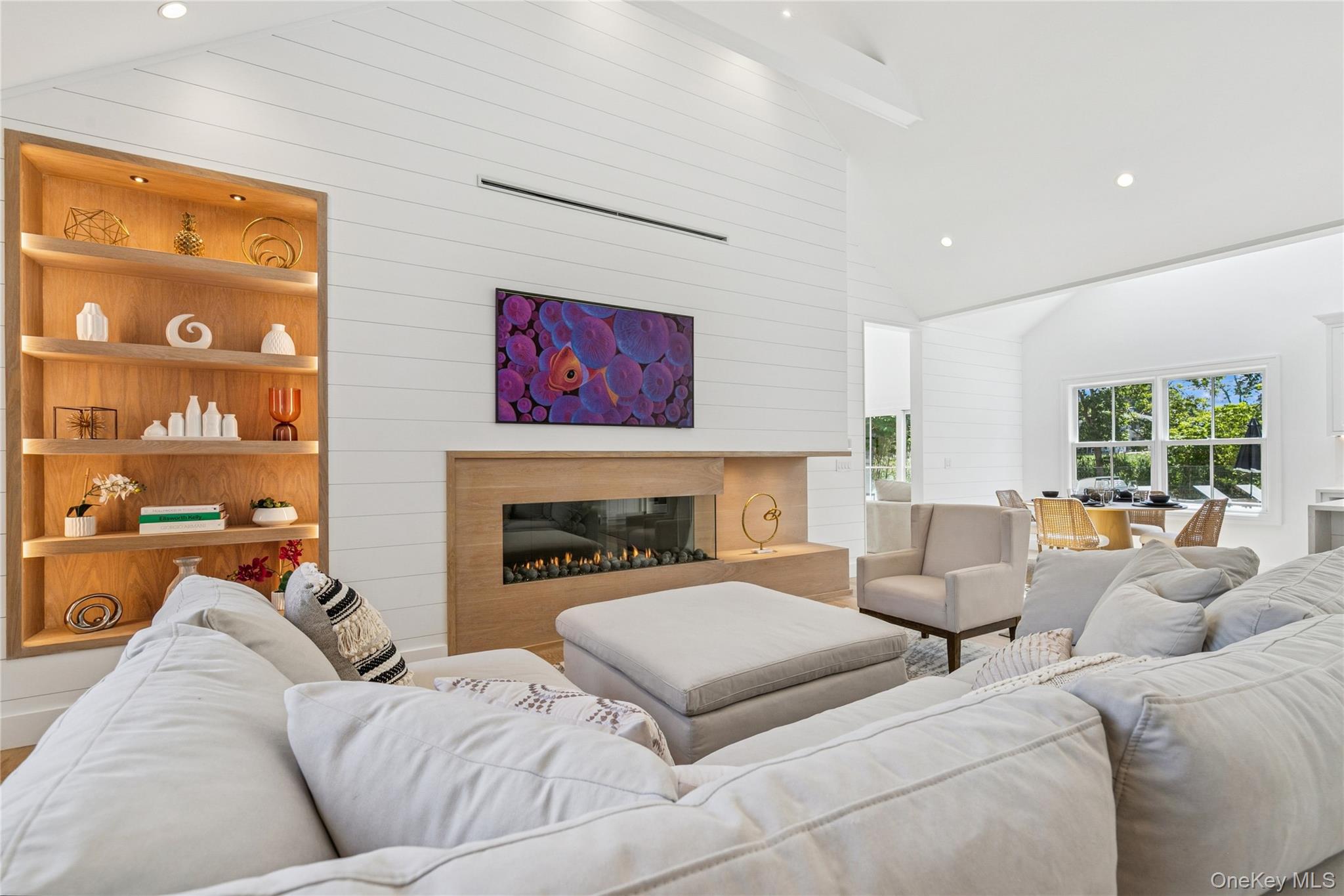 #14 photo, 16 Walker Court, サフォーク郡 East Quogue , NY 11942