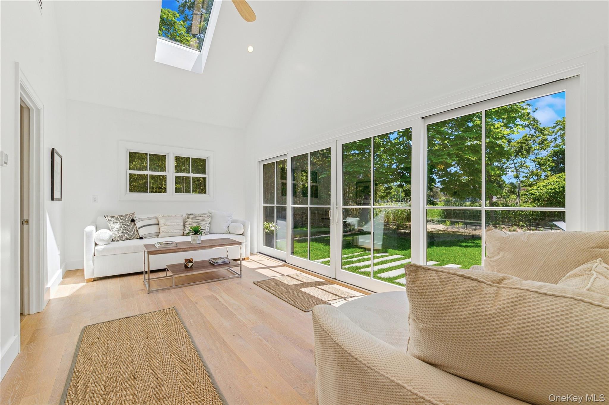 #7 photo, 16 Walker Court, サフォーク郡 East Quogue , NY 11942