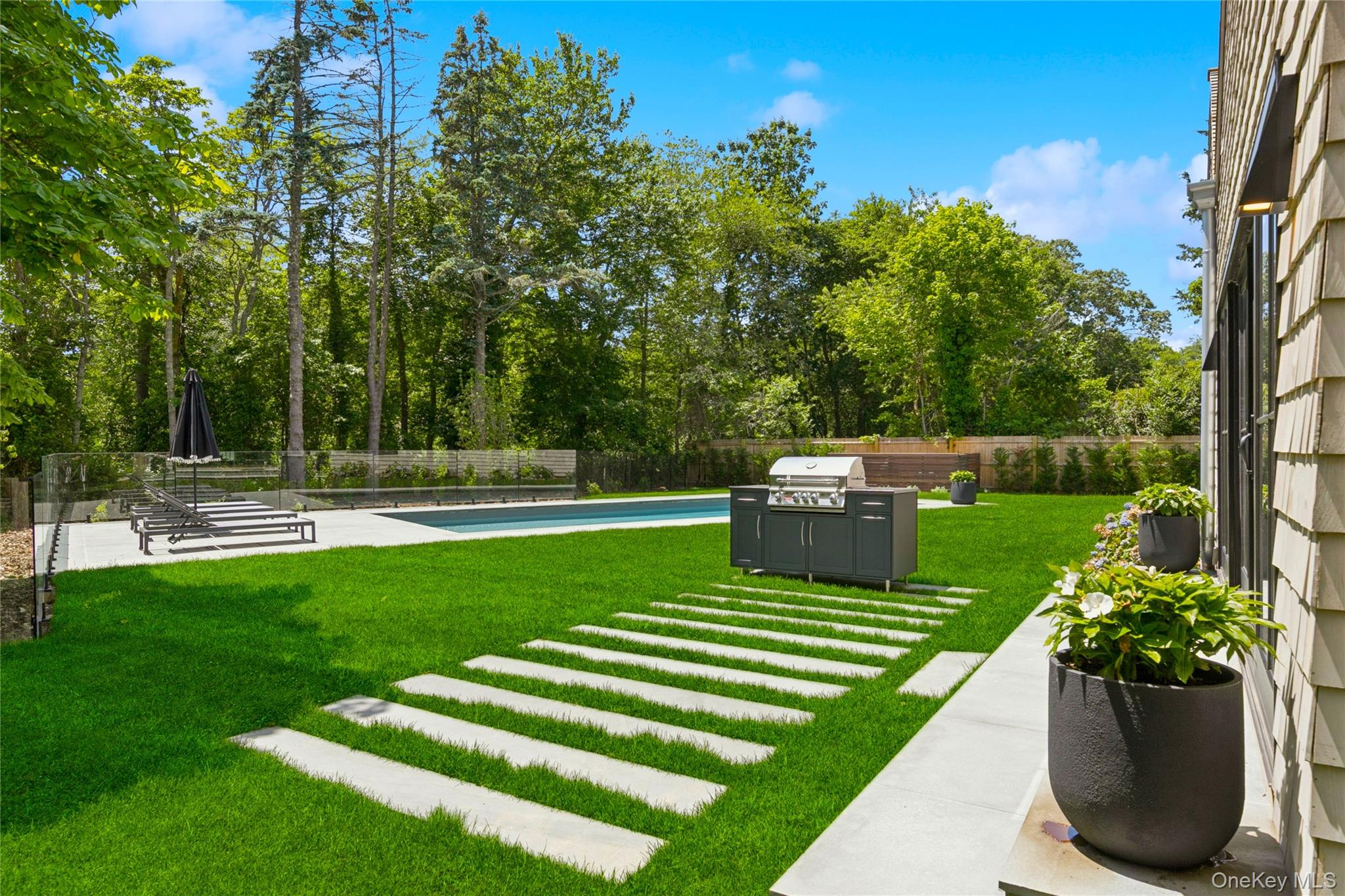 #8 photo, 16 Walker Court, サフォーク郡 East Quogue , NY 11942