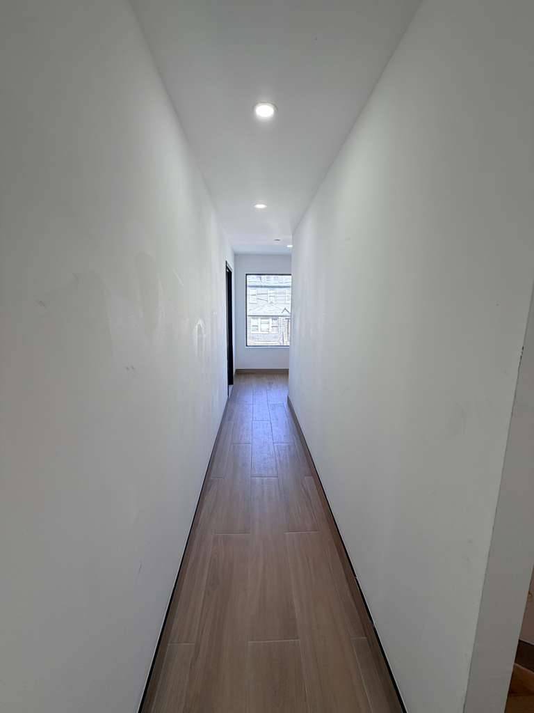 #12 photo, 218-36 133rd Rd, Springfield Gardens , NY 11413