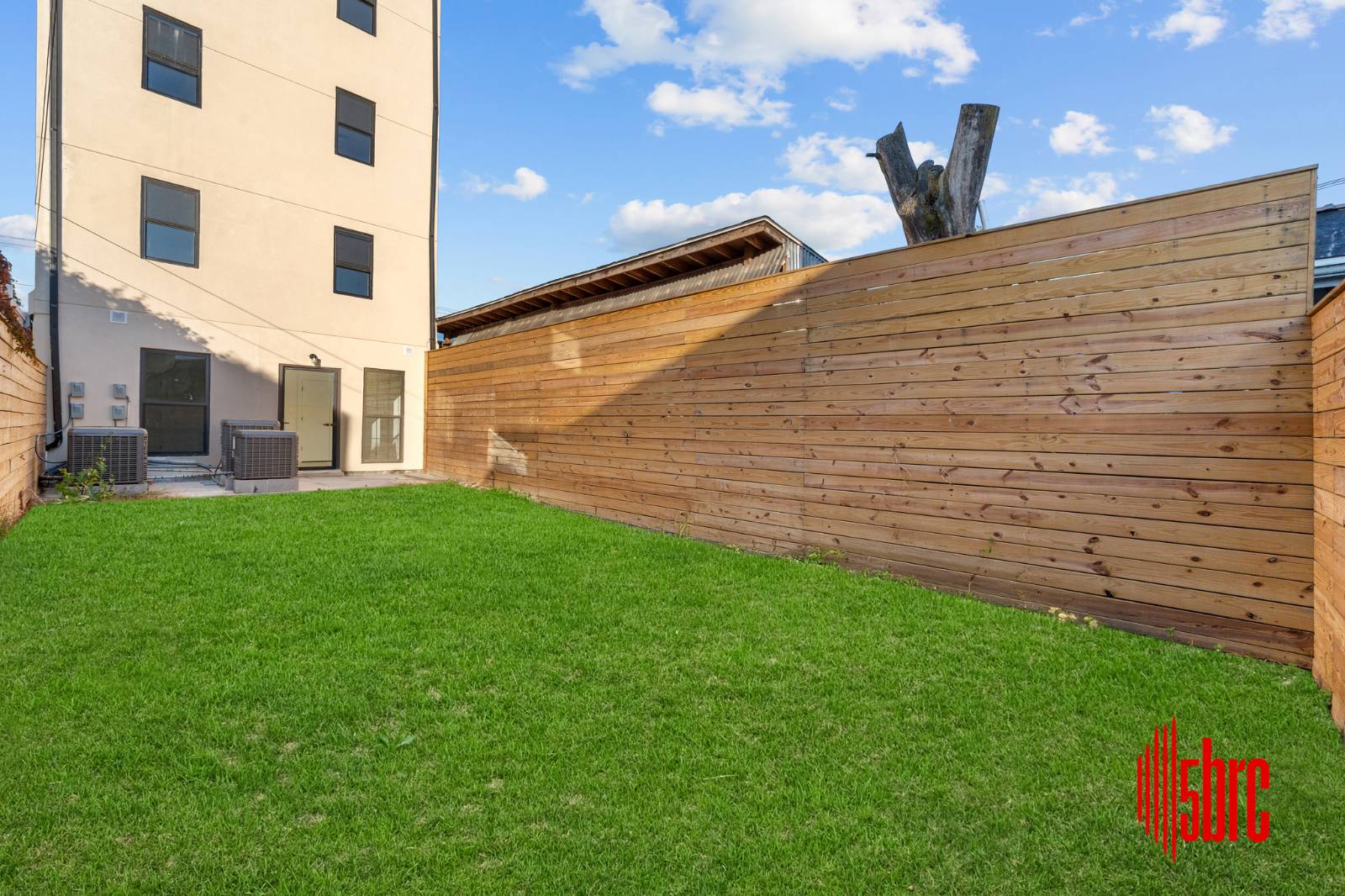 #26 photo, 218-36 133rd Rd, Springfield Gardens , NY 11413