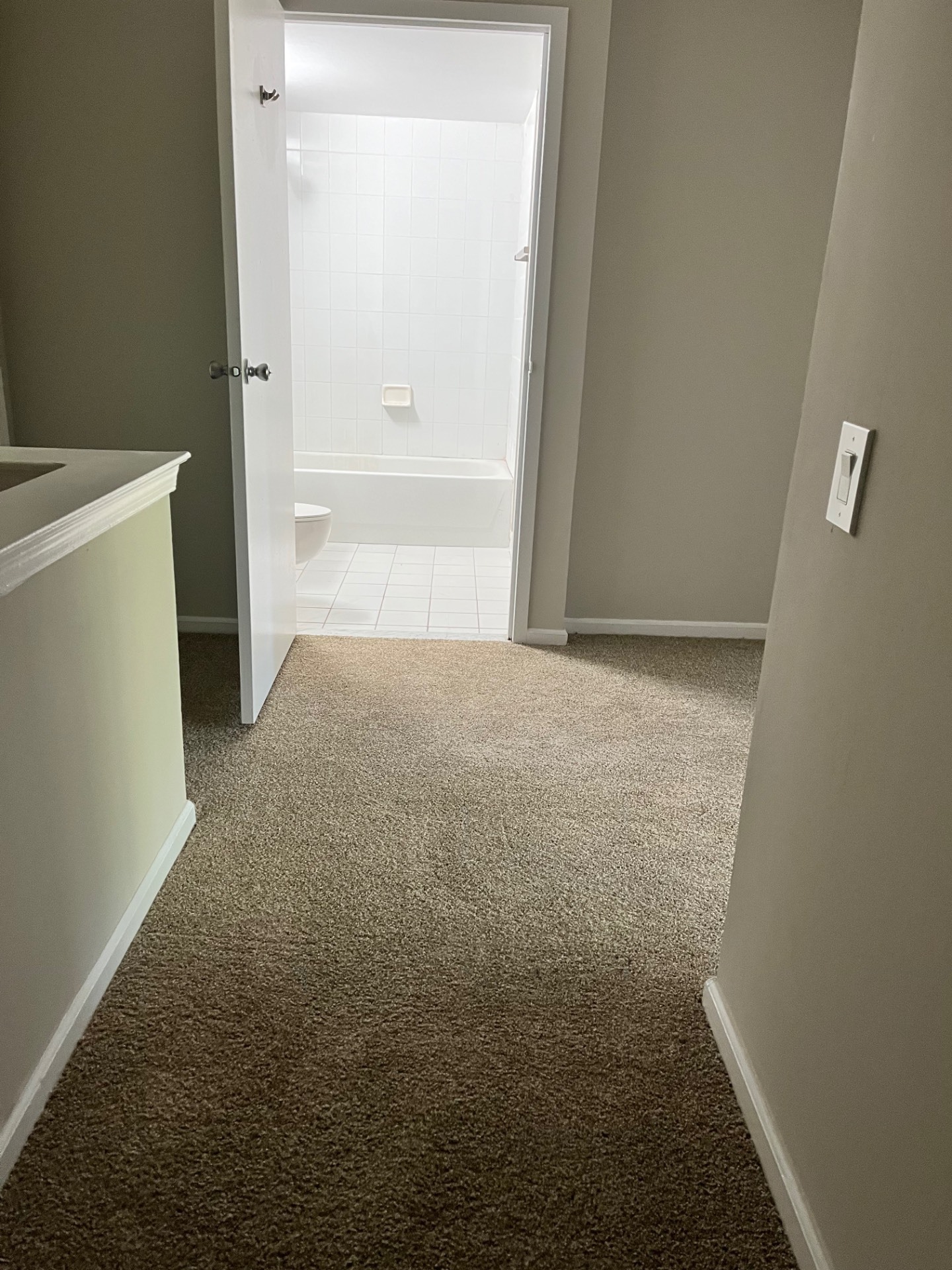 #11 photo, 195 Wellington Ct, #3F, Staten Island , NY 10314