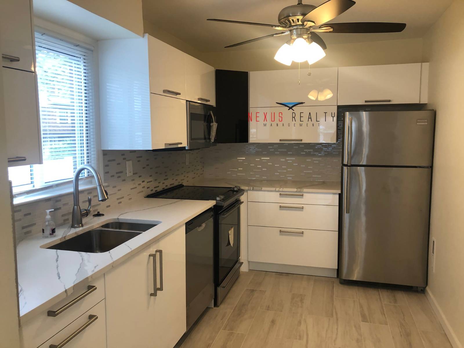 #1 photo, 59TH AVENUE & 225TH STREET, クイーンズ区 Oakland Gardens , NY 11364