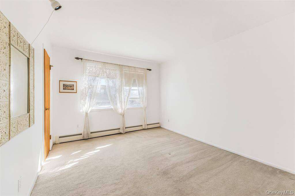 #15 photo, 287 Mary Lou Ave, Yonkers , NY 10703