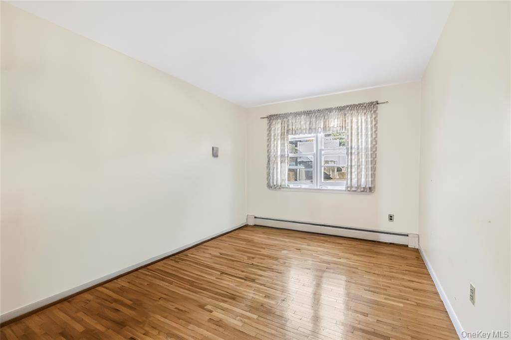 #24 photo, 287 Mary Lou Ave, Yonkers , NY 10703