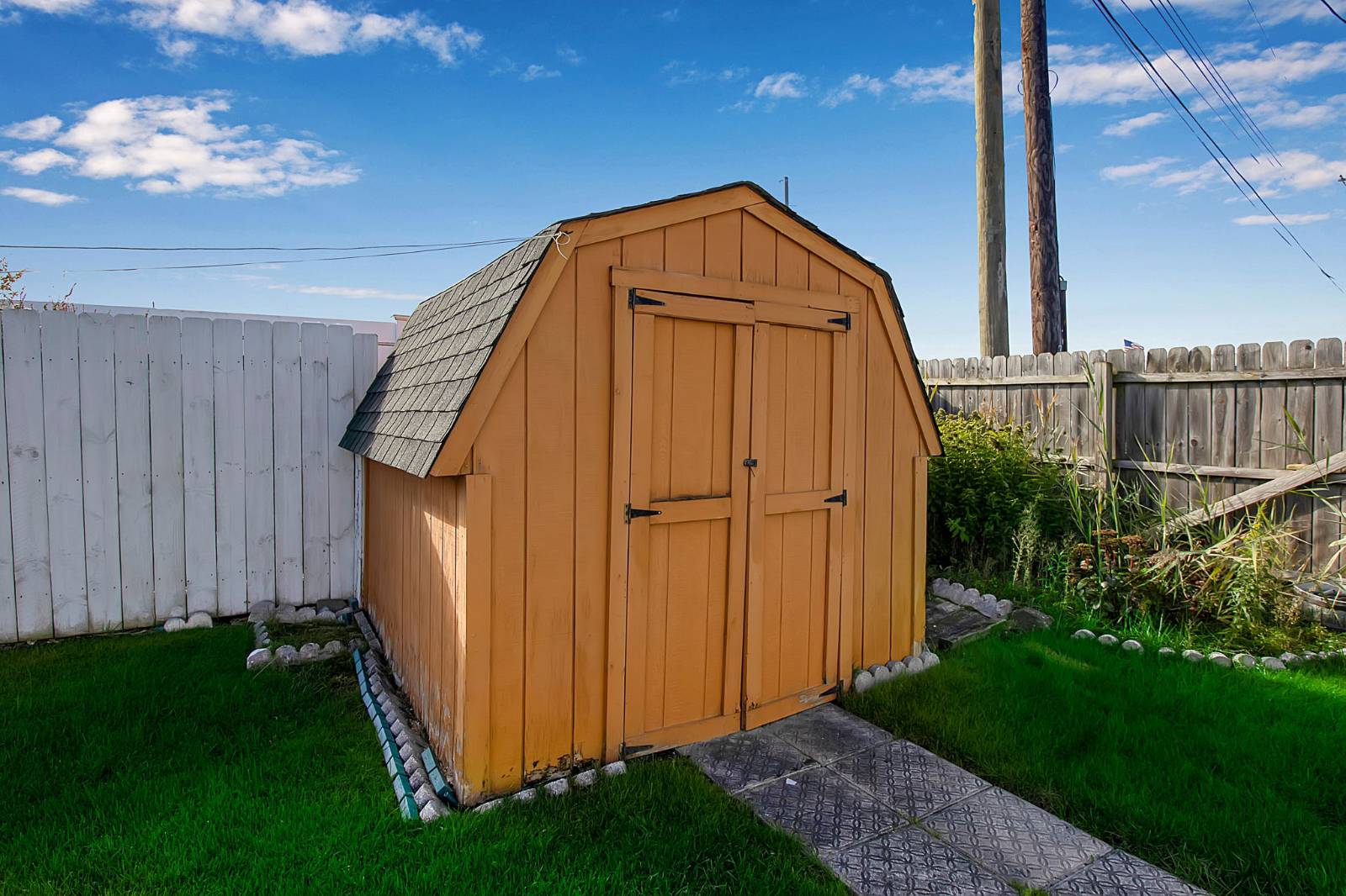 #15 photo, 319 S Creek Dr, Depew , NY 14043