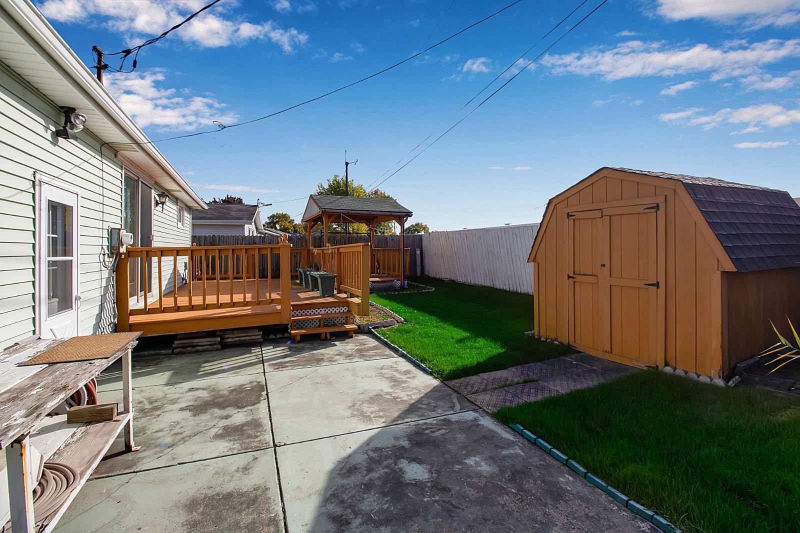 #16 photo, 319 S Creek Dr, Depew , NY 14043