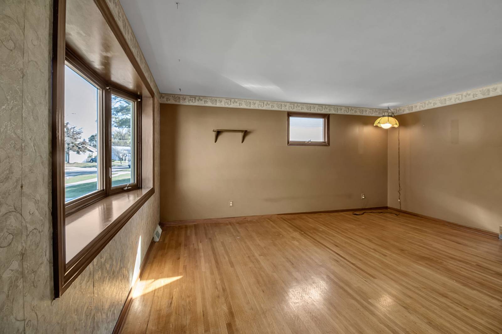 #32 photo, 319 S Creek Dr, Depew , NY 14043