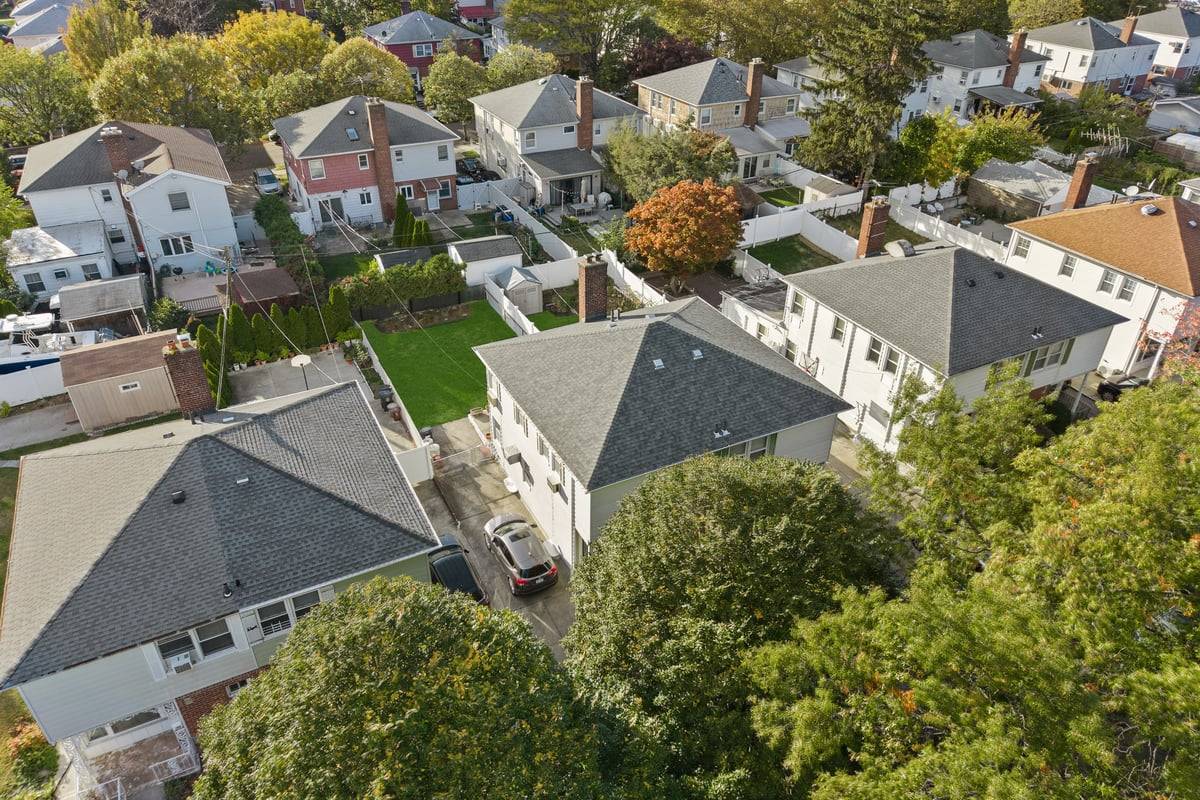 #6 photo, 4550 218th St, クイーンズ区 Bayside , NY 11361