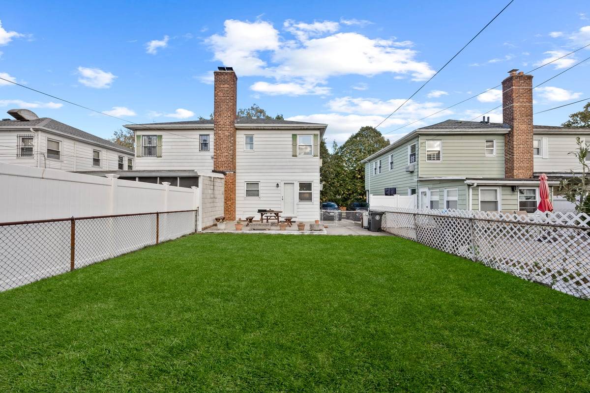 #7 photo, 4550 218th St, クイーンズ区 Bayside , NY 11361